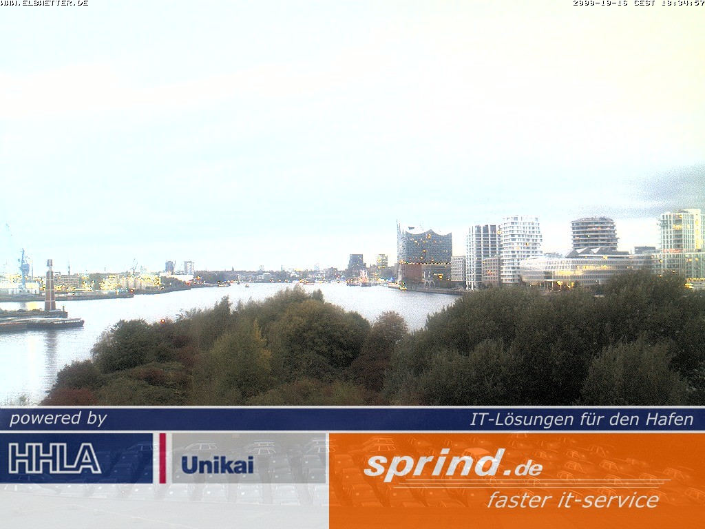 Archived image Webcam Hamburg Cruise Center