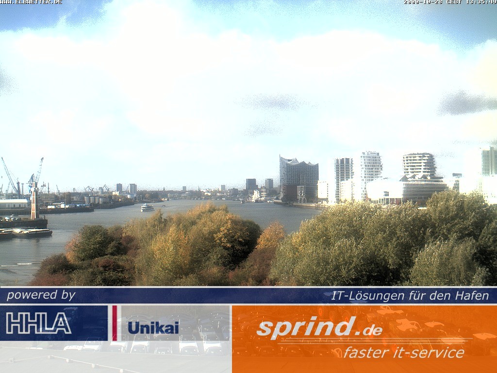 Archived image Webcam Hamburg Cruise Center