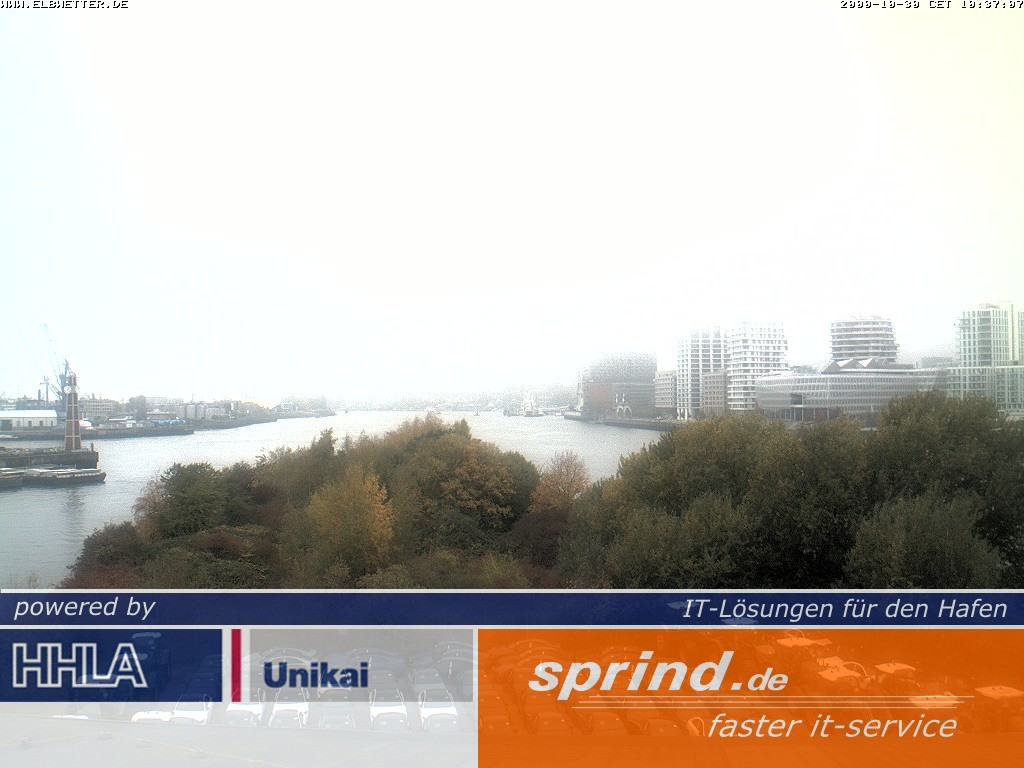 Archived image Webcam Hamburg Cruise Center