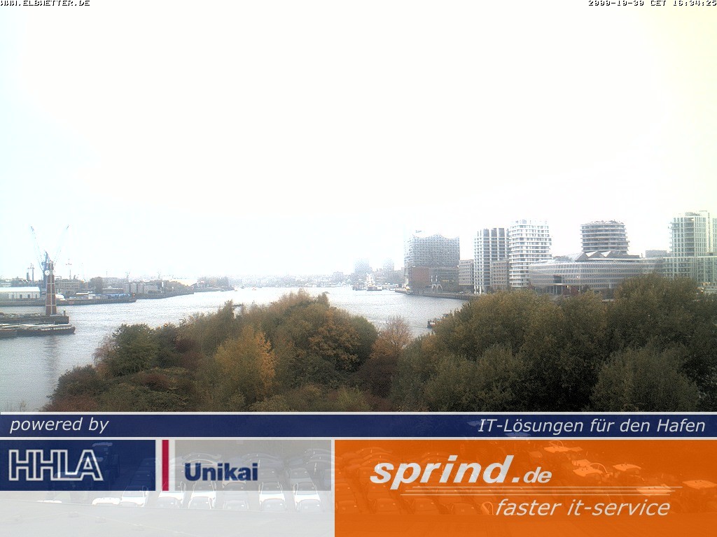 Archived image Webcam Hamburg Cruise Center