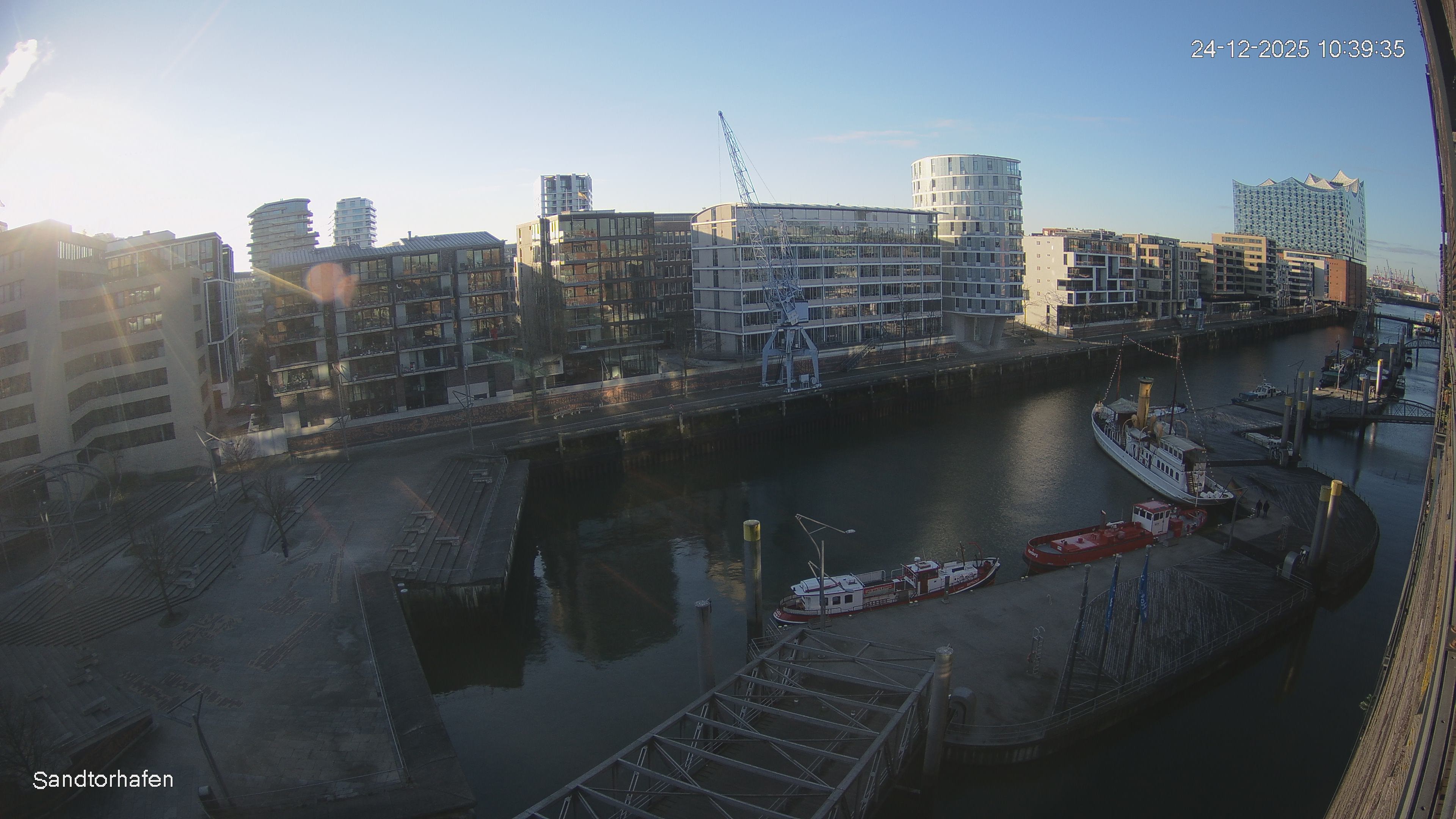 Archiv Foto Webcam Hamburg: HafenCity und Elbphilharmonie