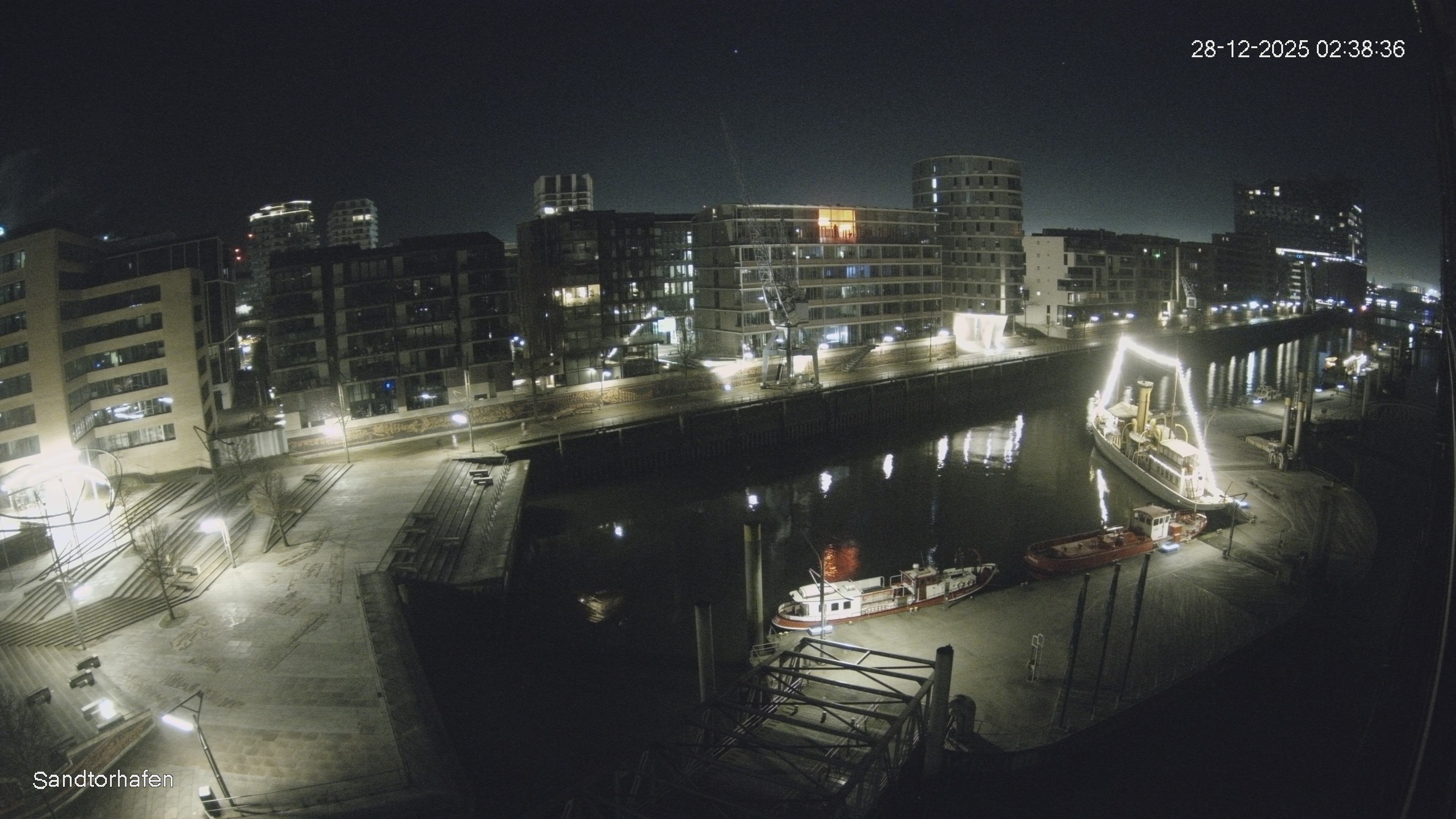 Archiv Foto Webcam Hamburg: HafenCity und Elbphilharmonie
