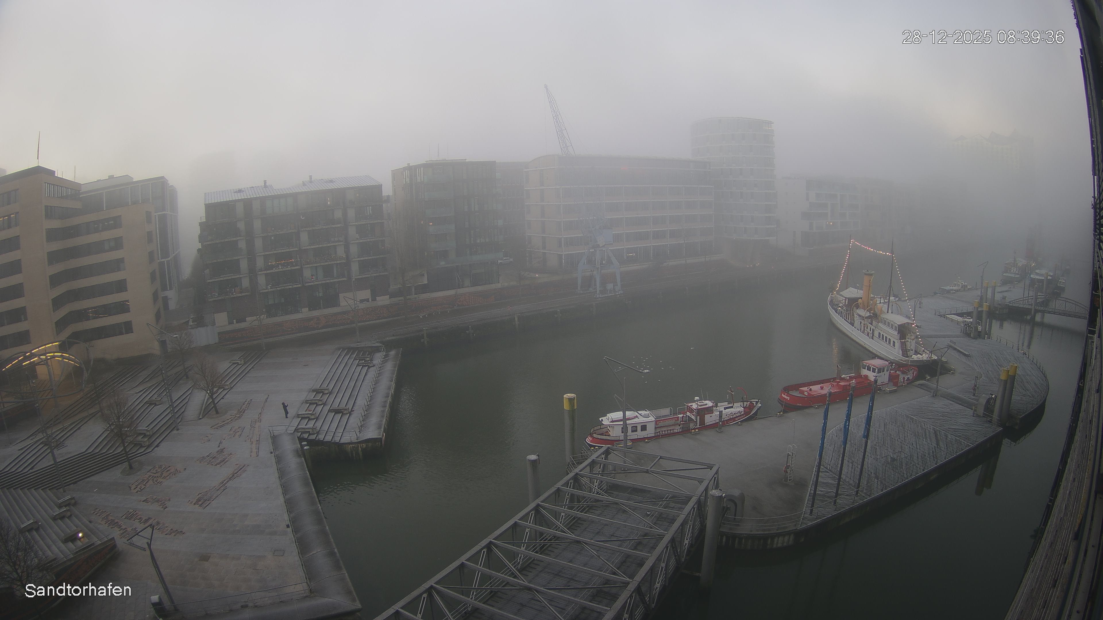 Archiv Foto Webcam Hamburg: HafenCity und Elbphilharmonie