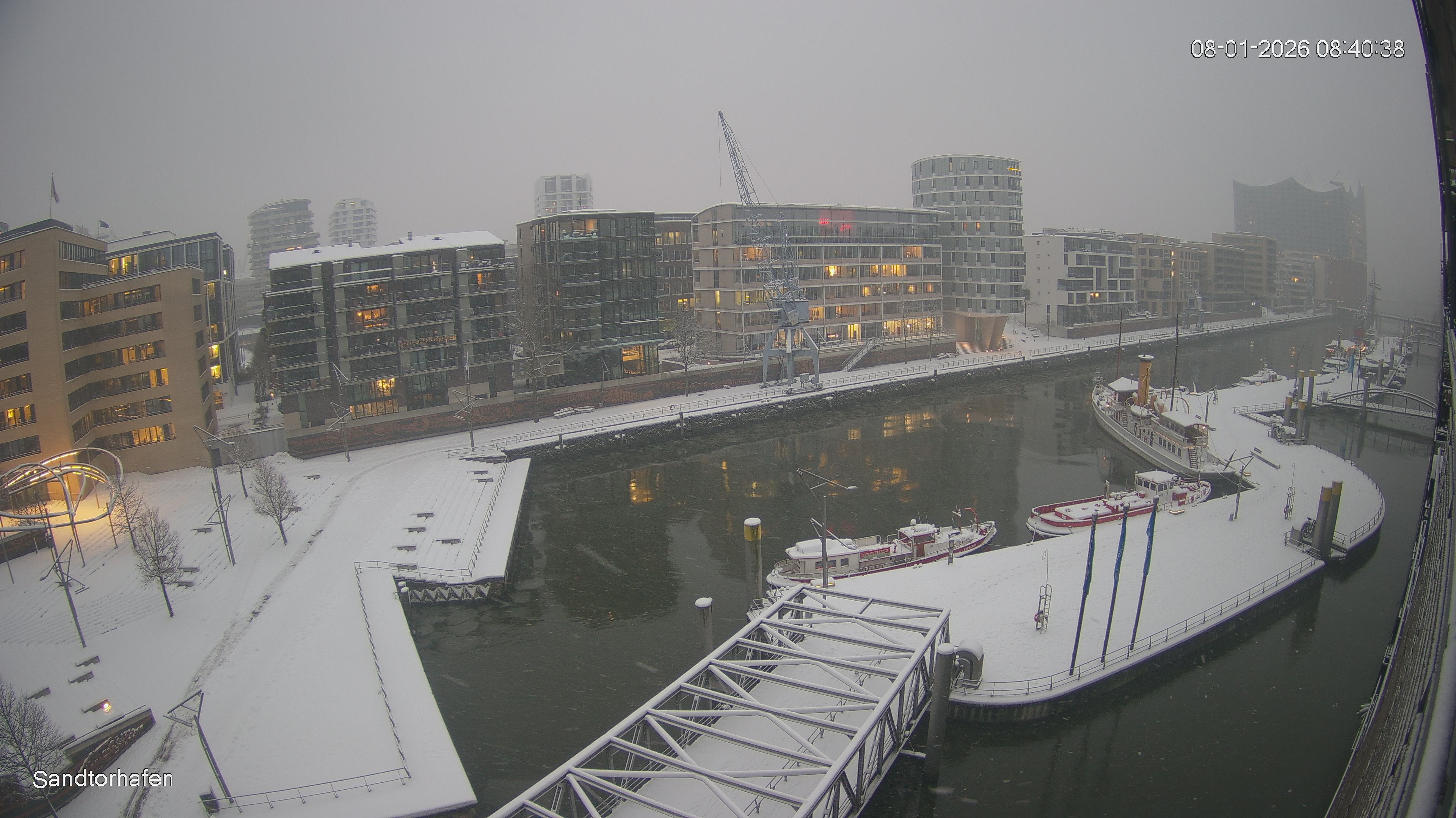 Archiv Foto Webcam Hamburg: HafenCity und Elbphilharmonie