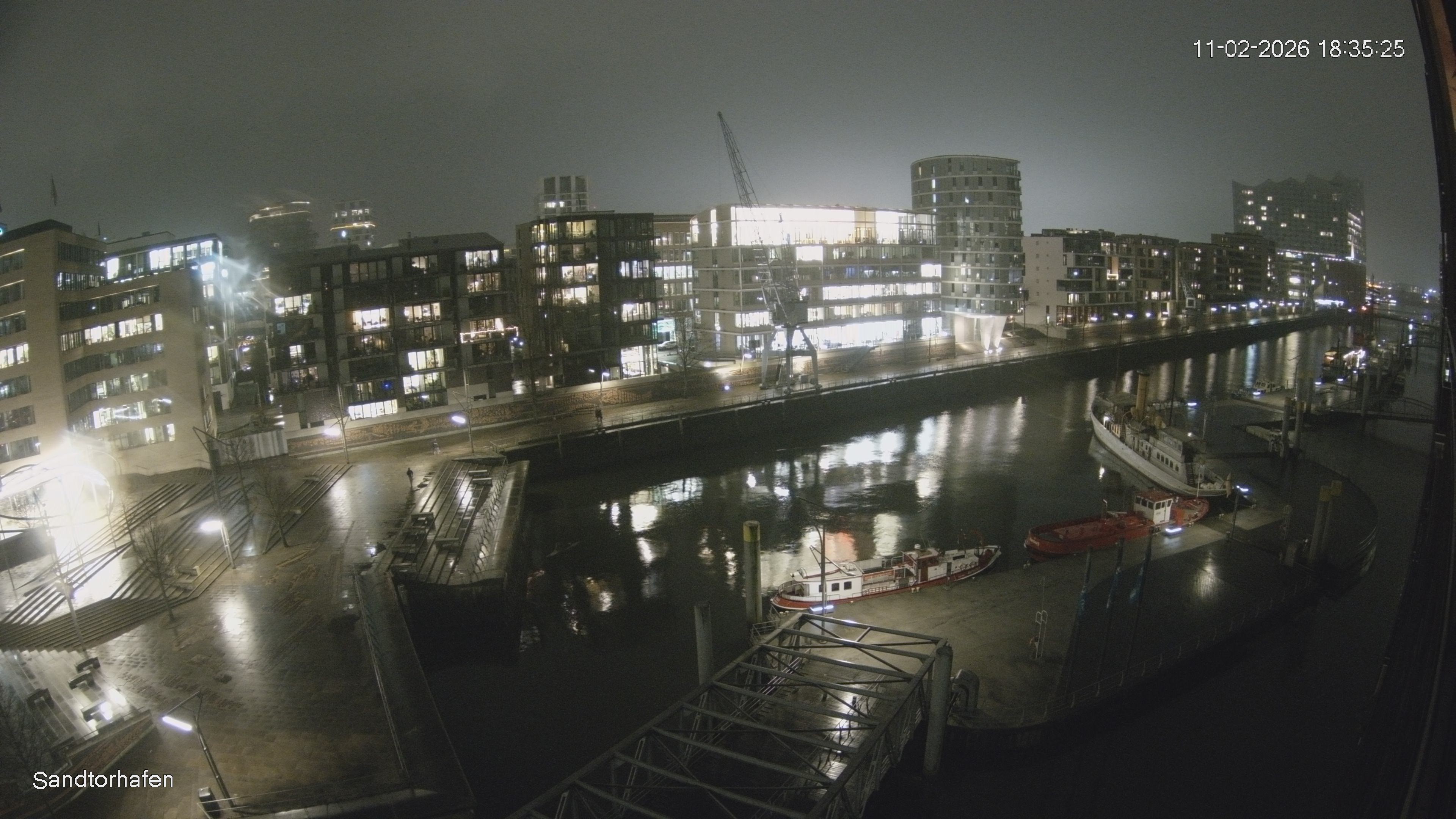 Archiv Foto Webcam Hamburg: HafenCity und Elbphilharmonie