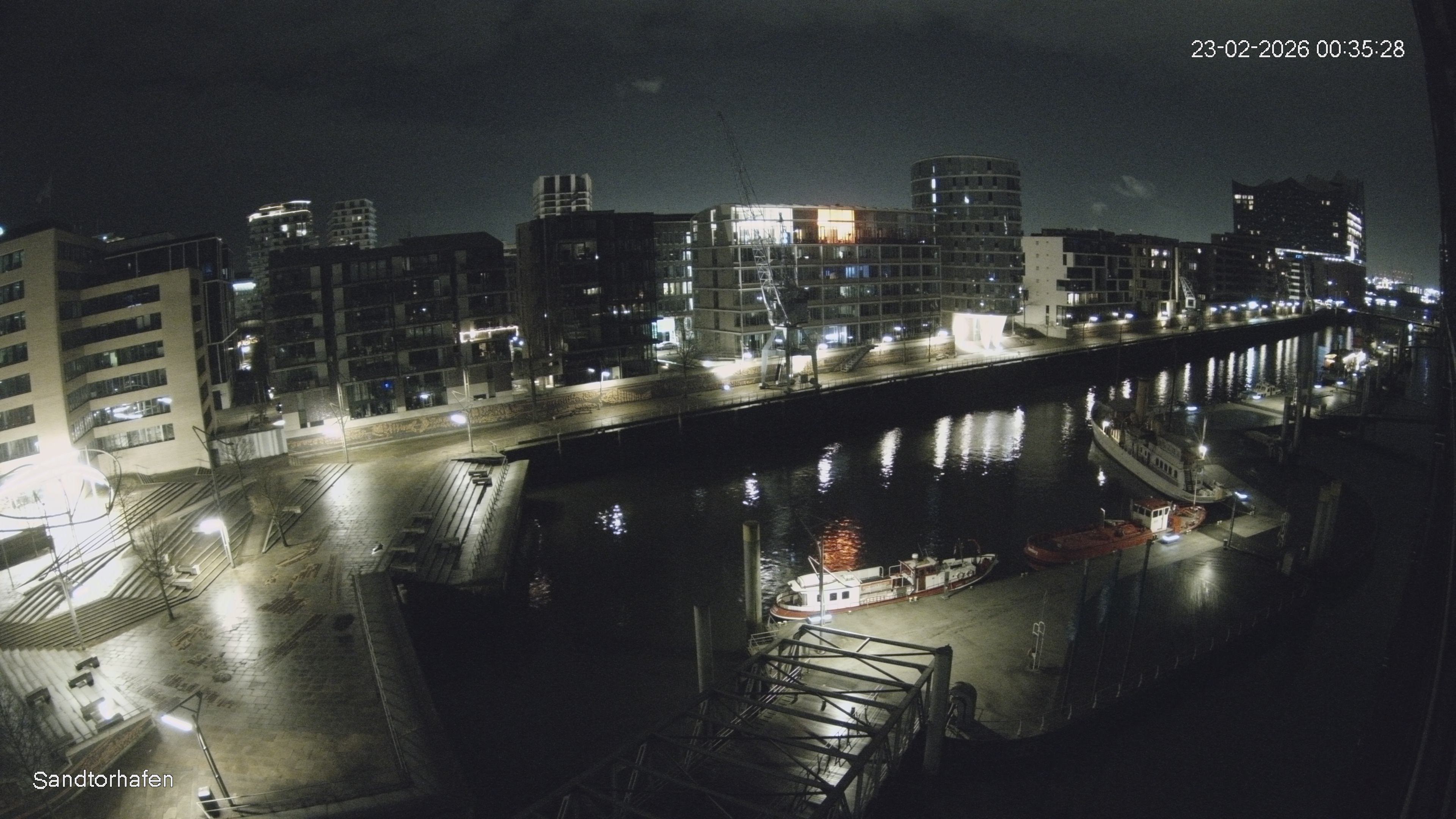 Archiv Foto Webcam Hamburg: HafenCity und Elbphilharmonie