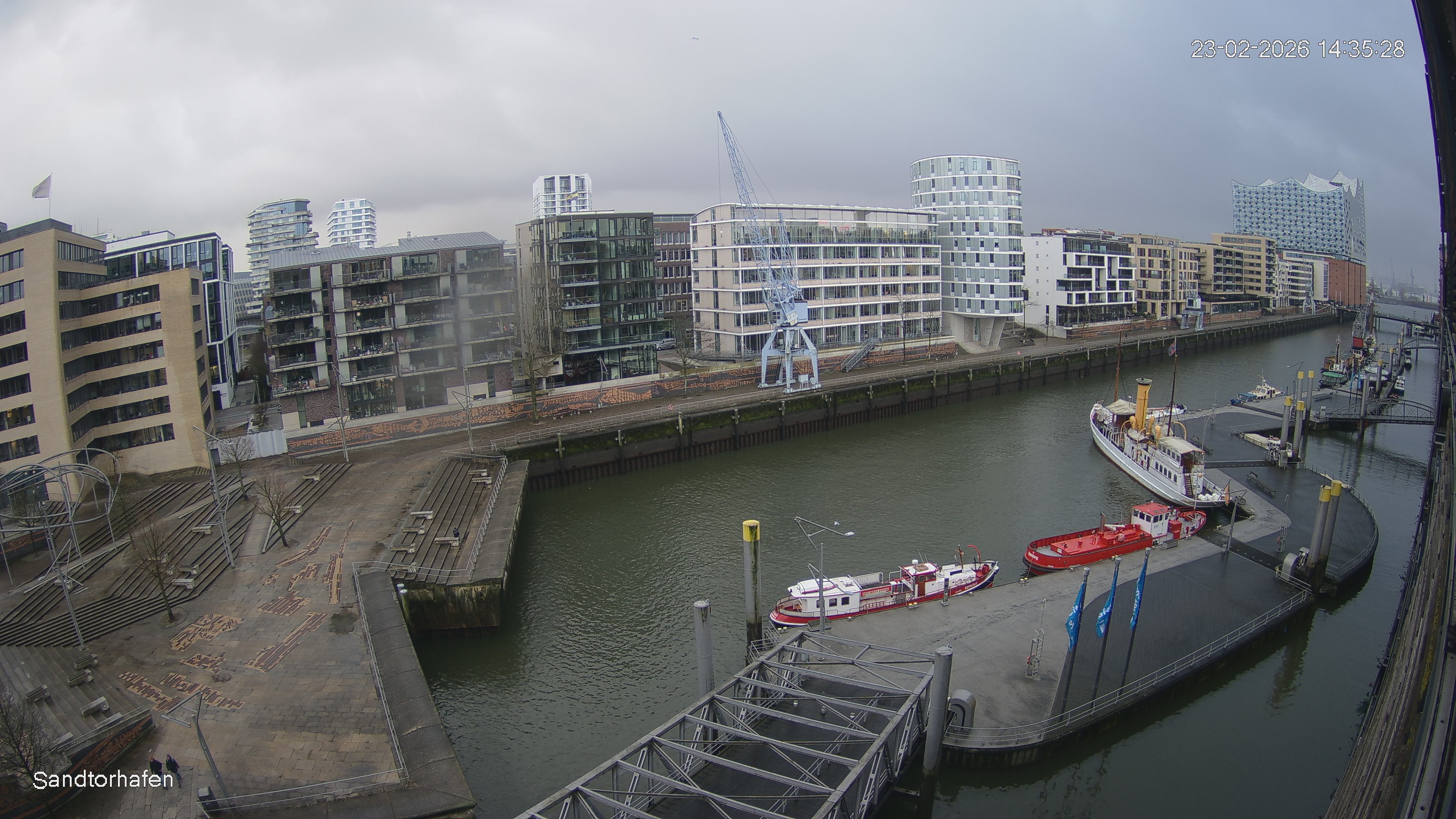 Archiv Foto Webcam Hamburg: HafenCity und Elbphilharmonie