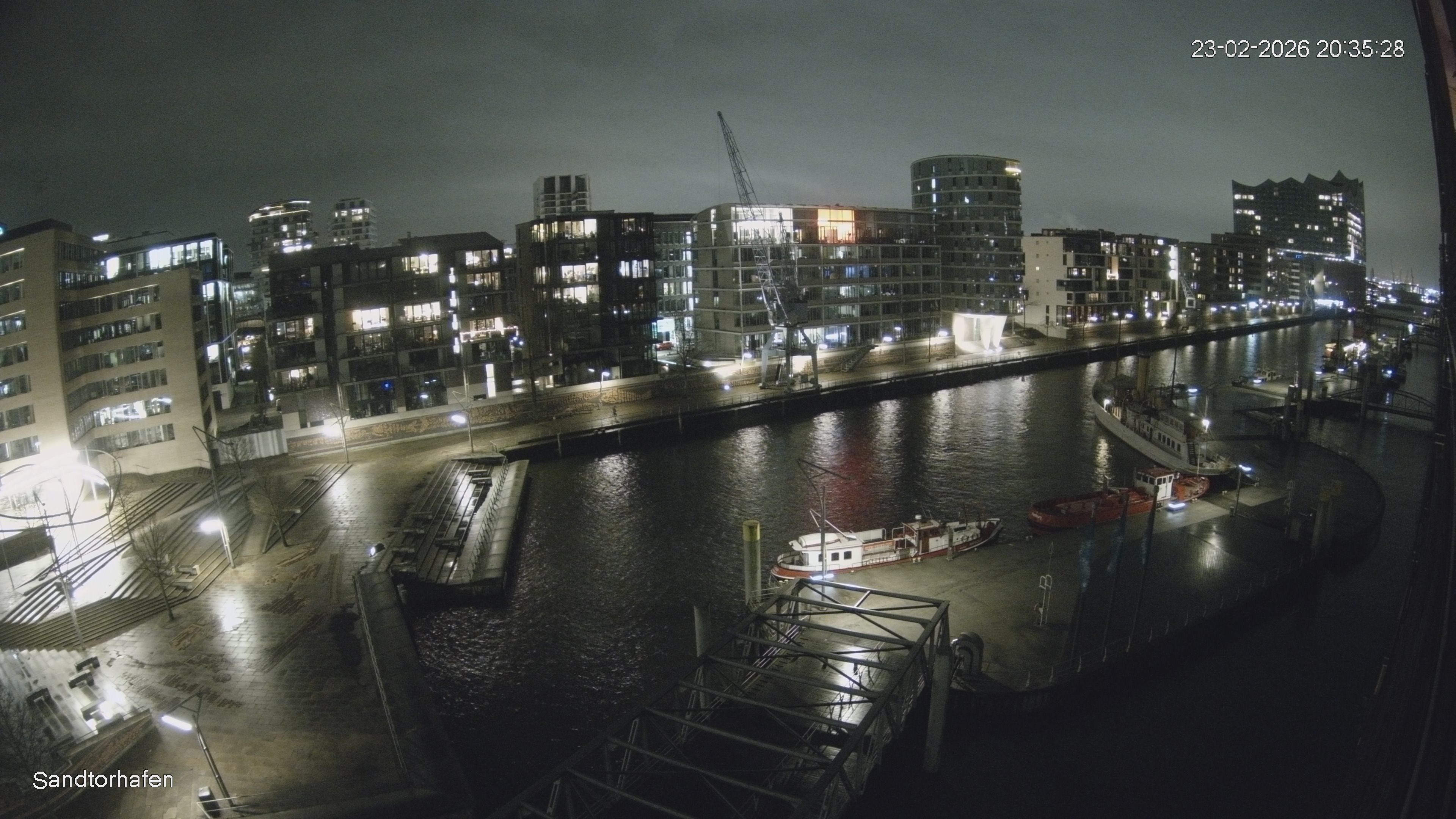 Archiv Foto Webcam Hamburg: HafenCity und Elbphilharmonie
