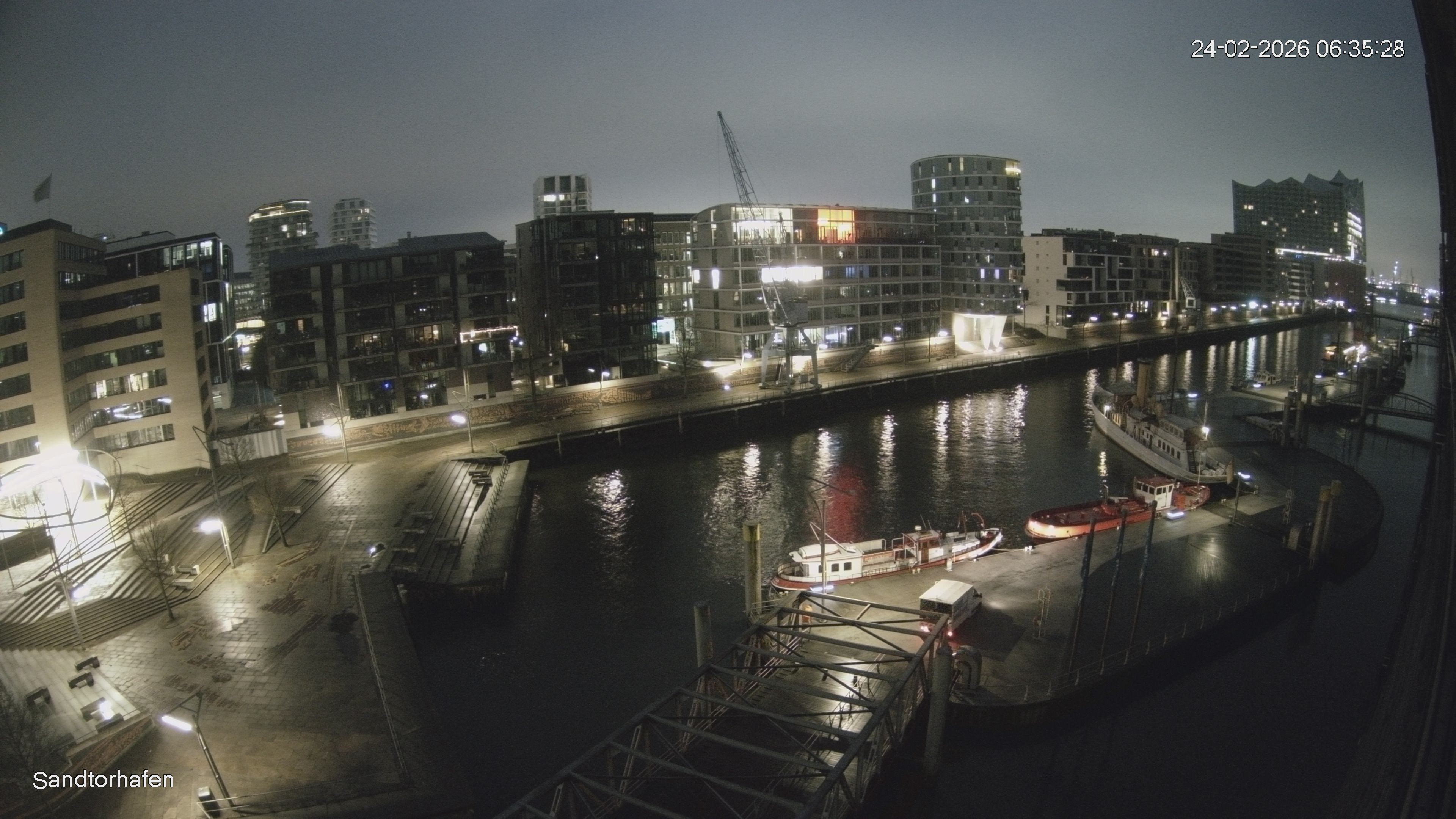 Archived image Webcam Harbour Hall Hamburg