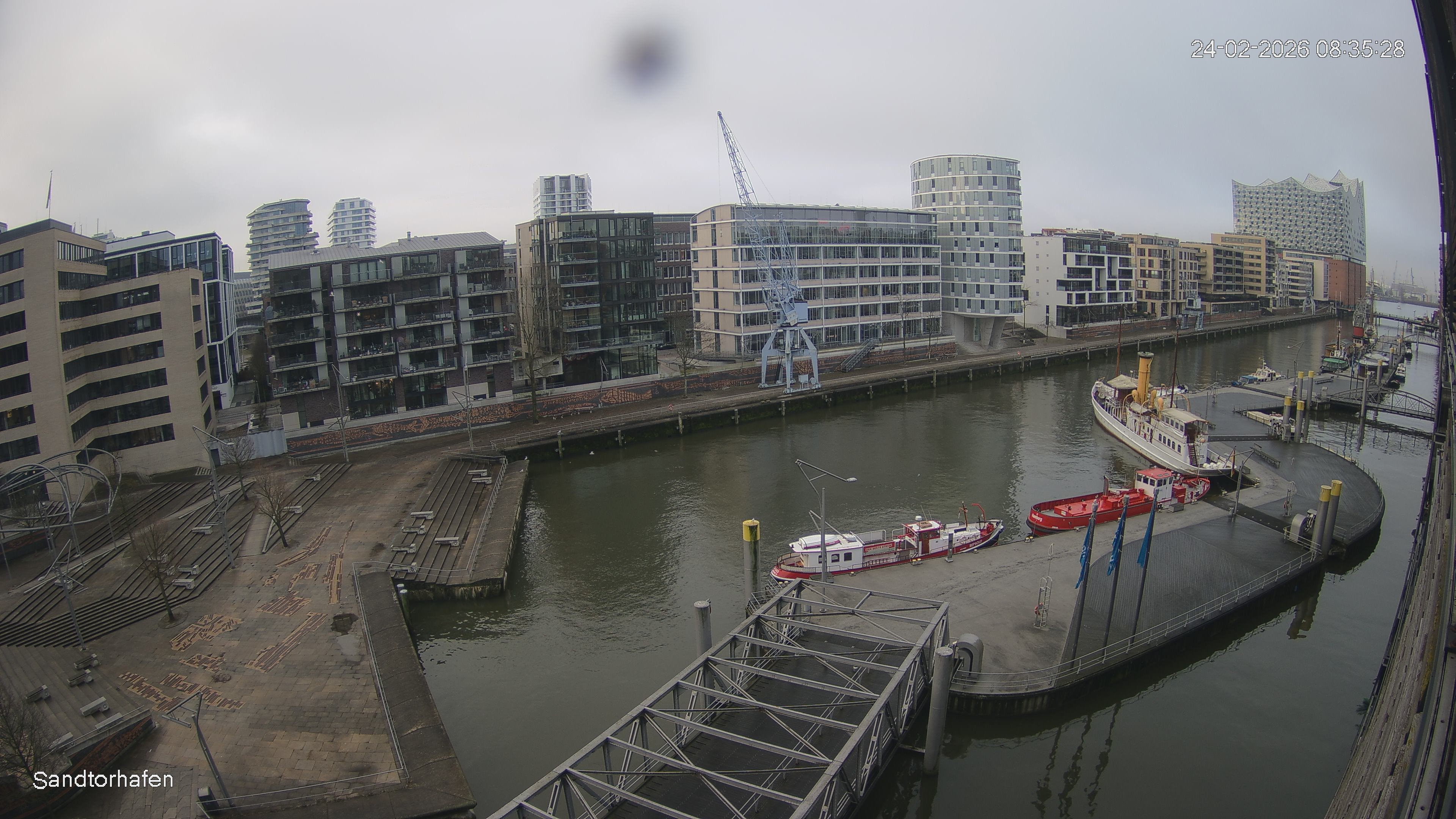 Archived image Webcam Harbour Hall Hamburg