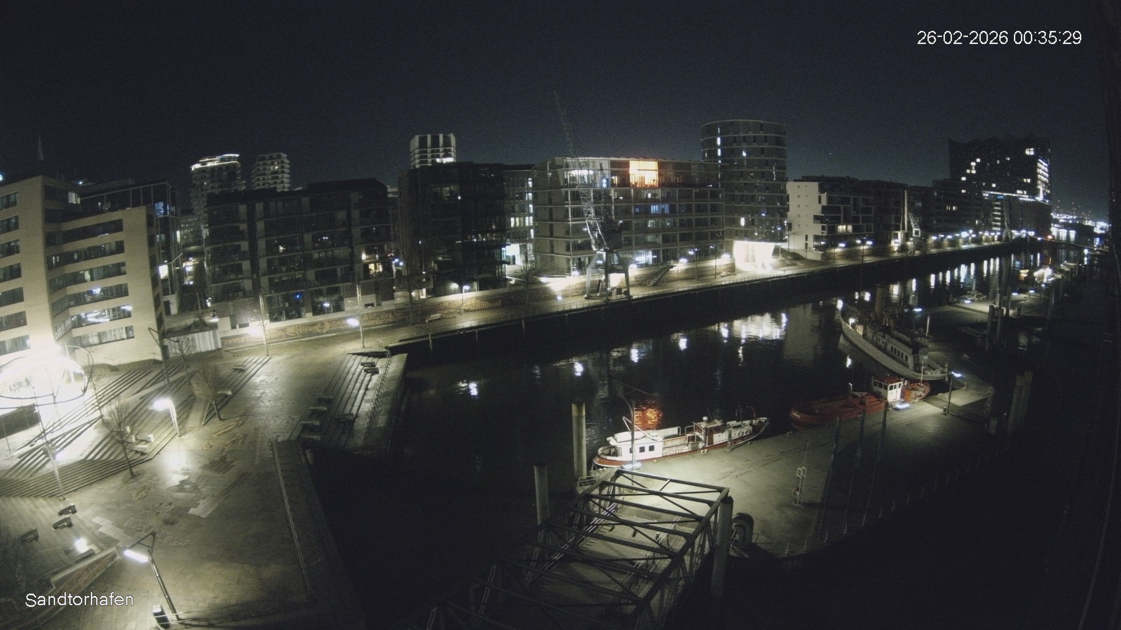 Archived image Webcam Harbour Hall Hamburg