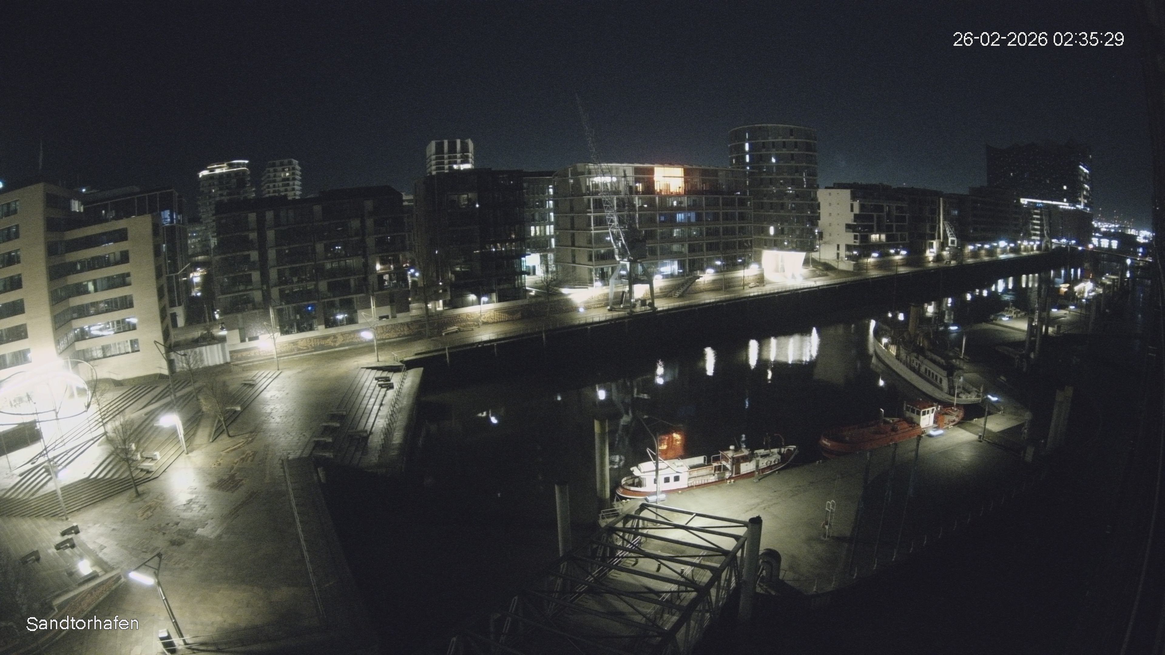 Archived image Webcam Harbour Hall Hamburg