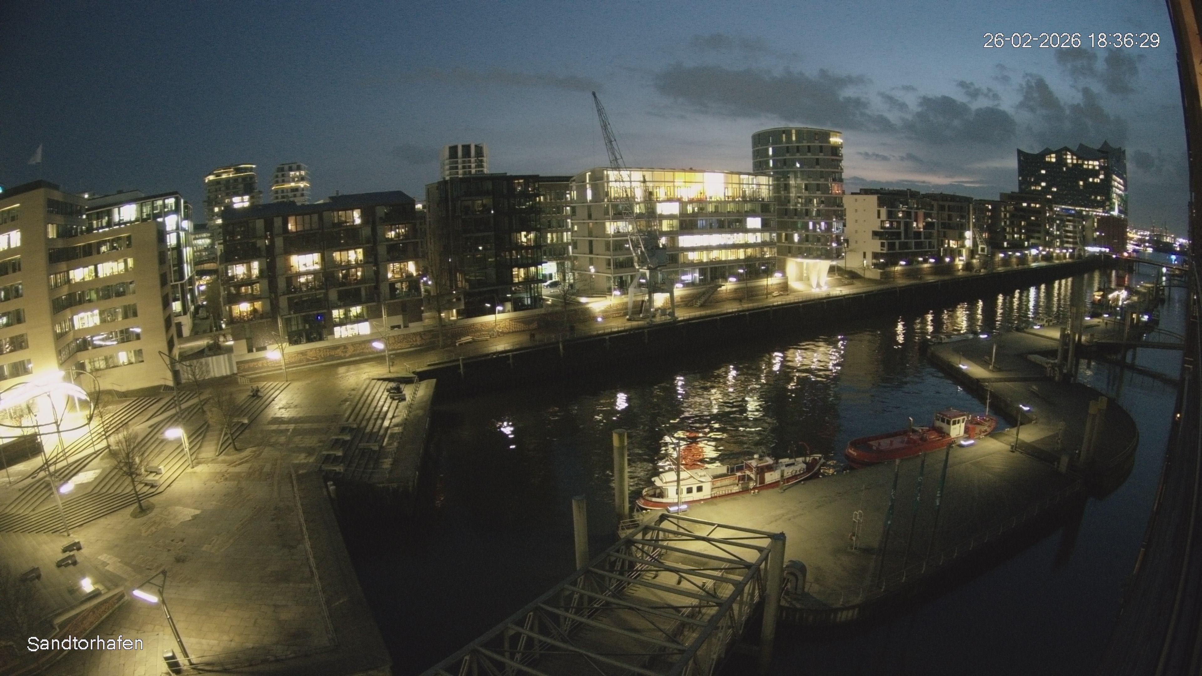 Archiv Foto Webcam Hamburg: HafenCity und Elbphilharmonie