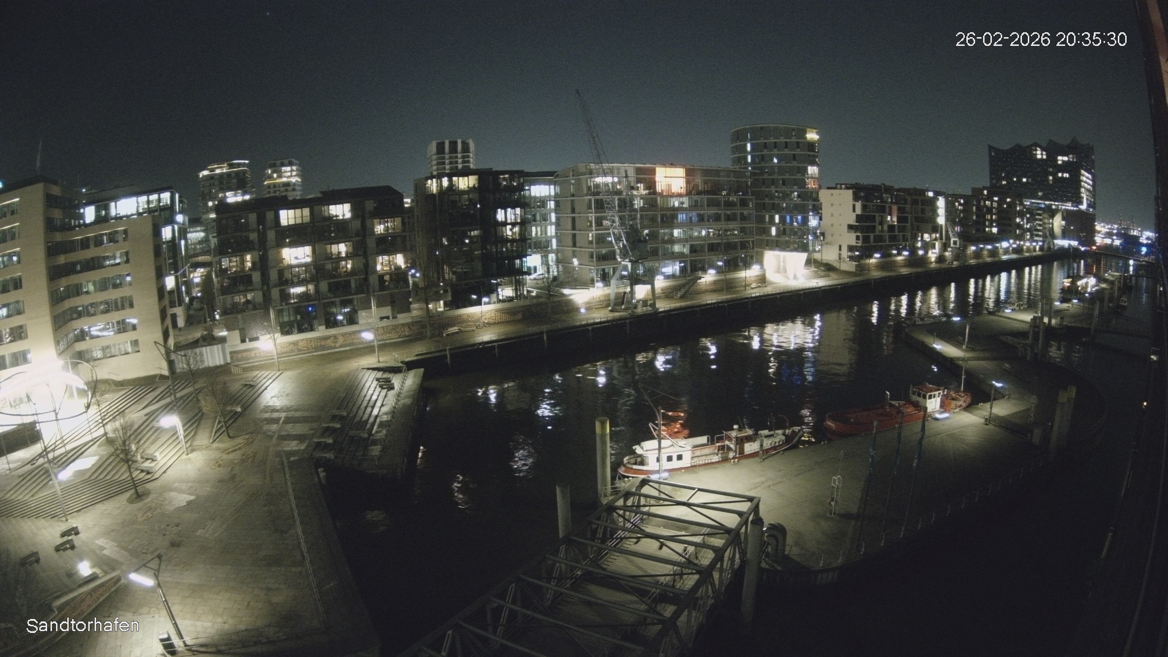 Archived image Webcam Harbour Hall Hamburg