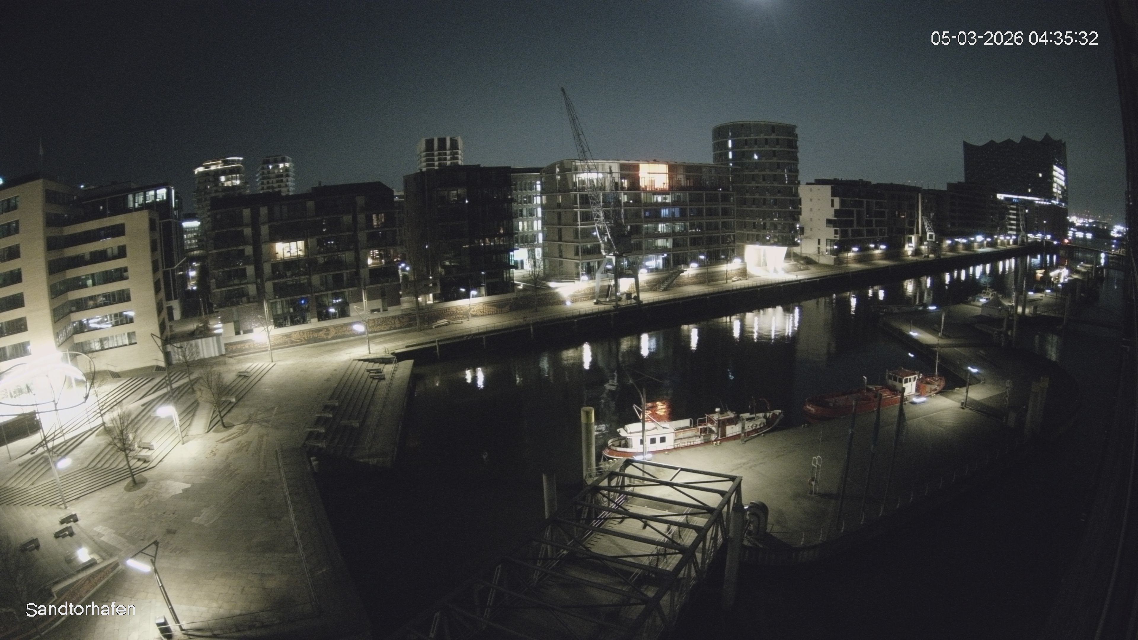 Archiv Foto Webcam Hamburg: HafenCity und Elbphilharmonie