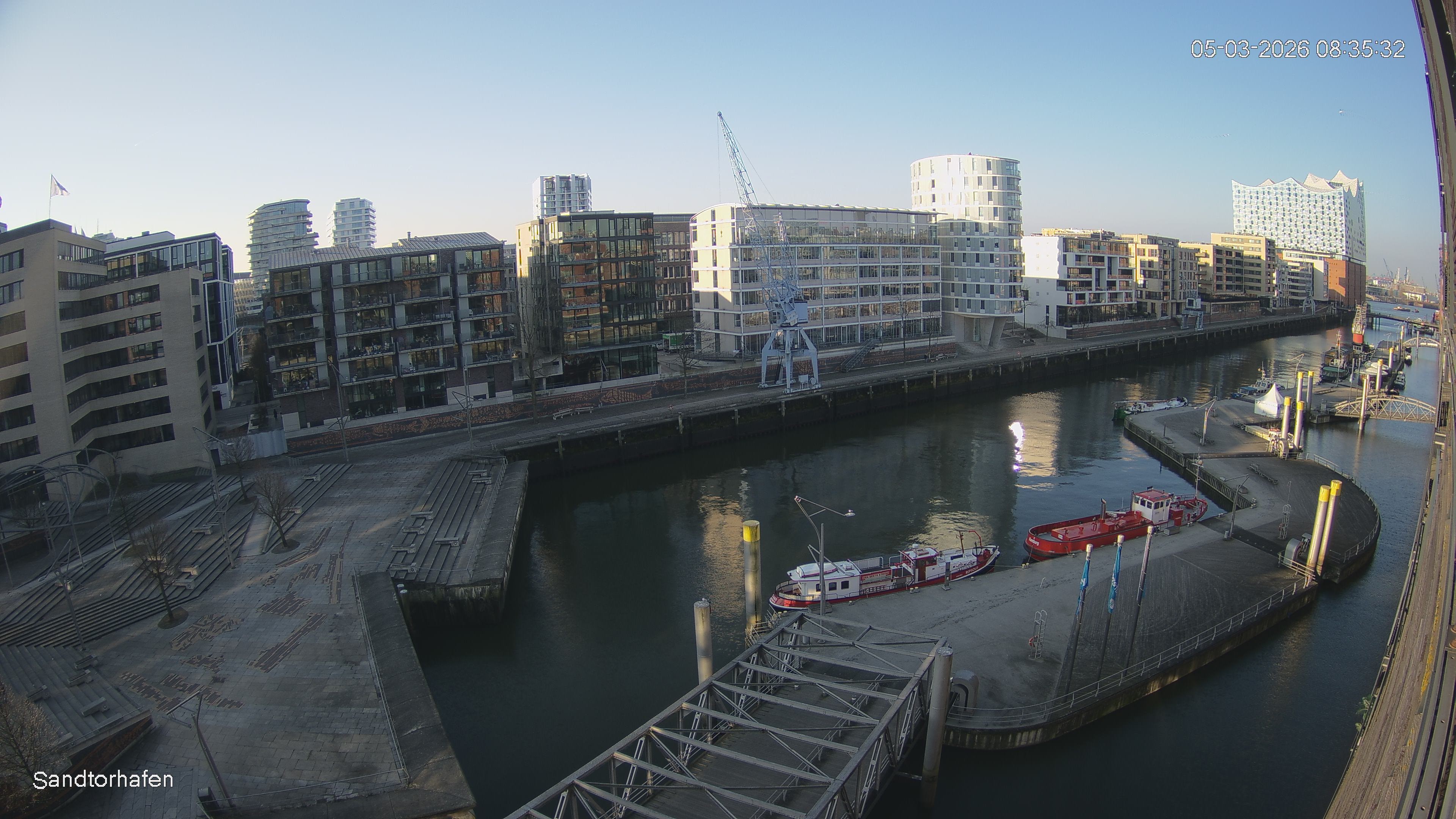 Archiv Foto Webcam Hamburg: HafenCity und Elbphilharmonie