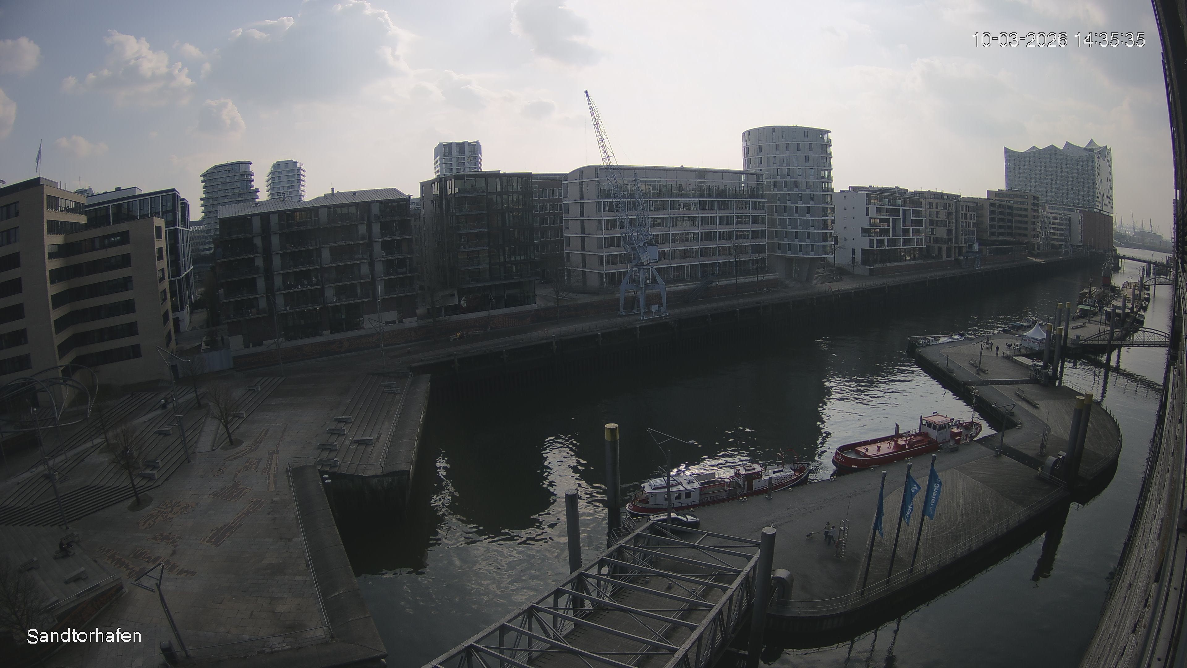 Archived image Webcam Harbour Hall Hamburg