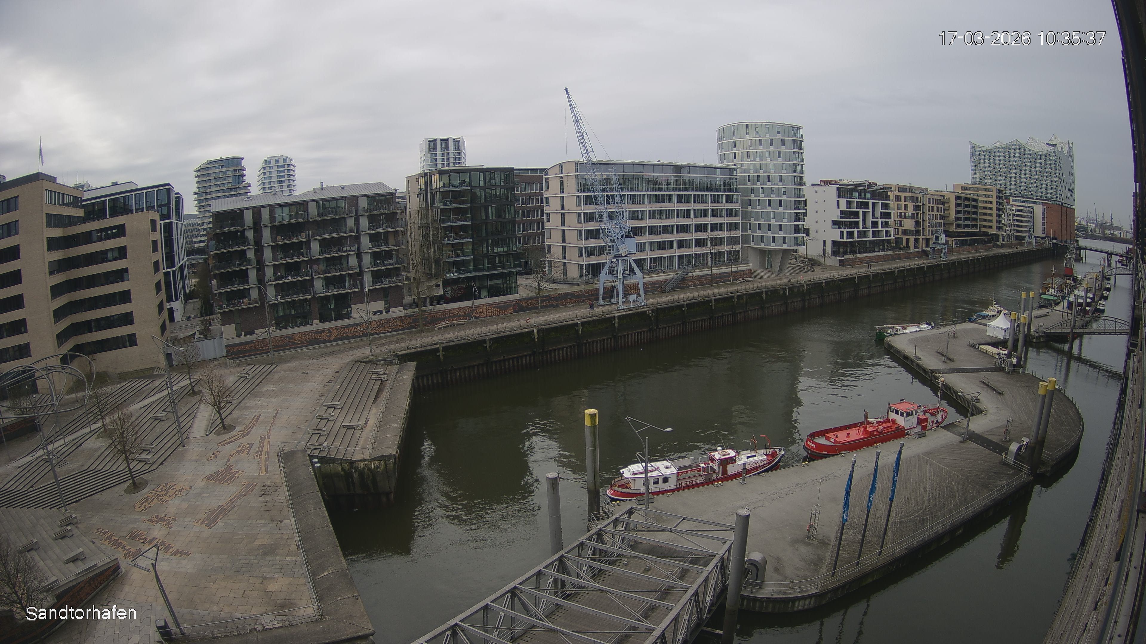 Archiv Foto Webcam Hamburg: HafenCity und Elbphilharmonie