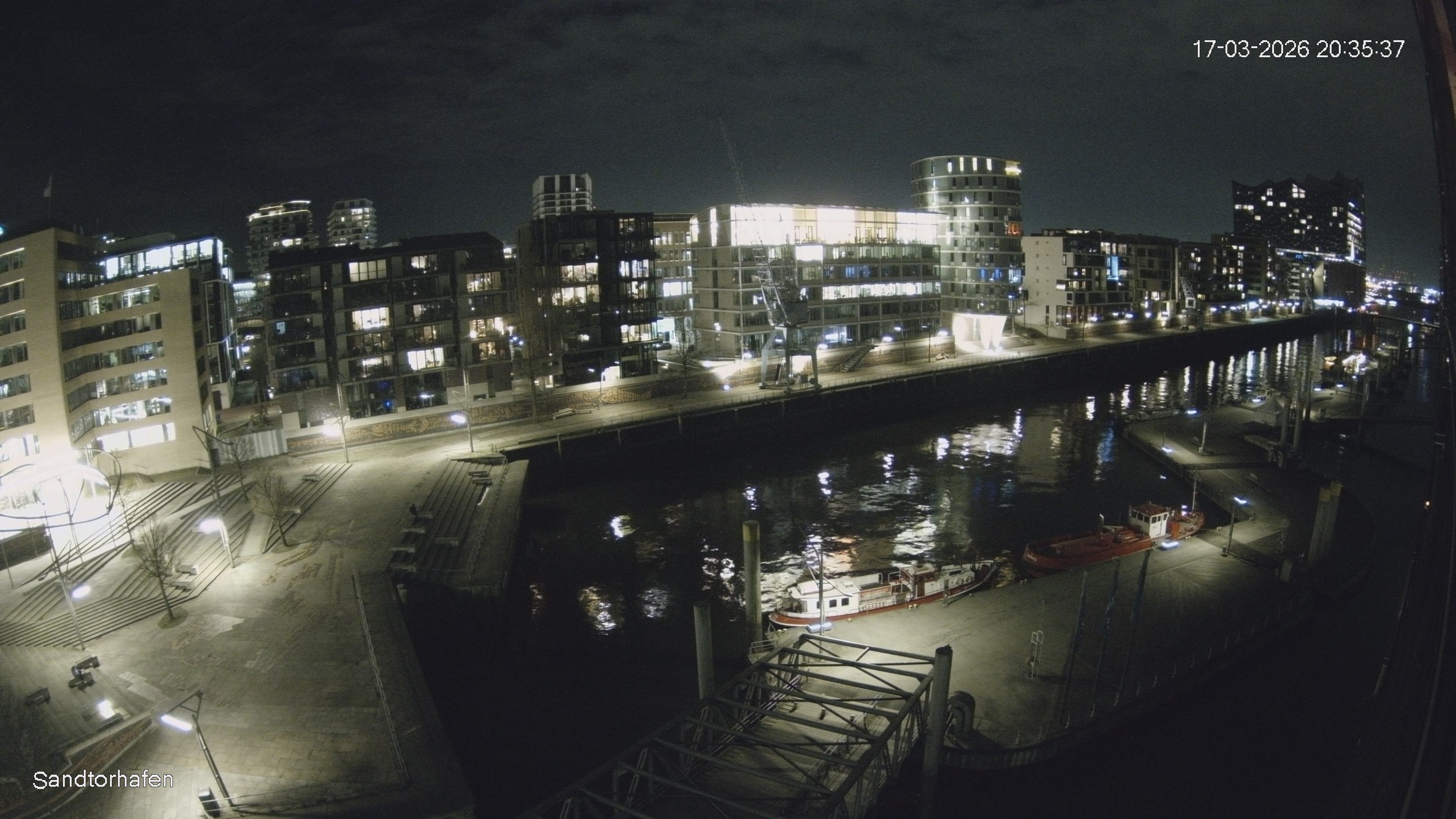 Archived image Webcam Harbour Hall Hamburg
