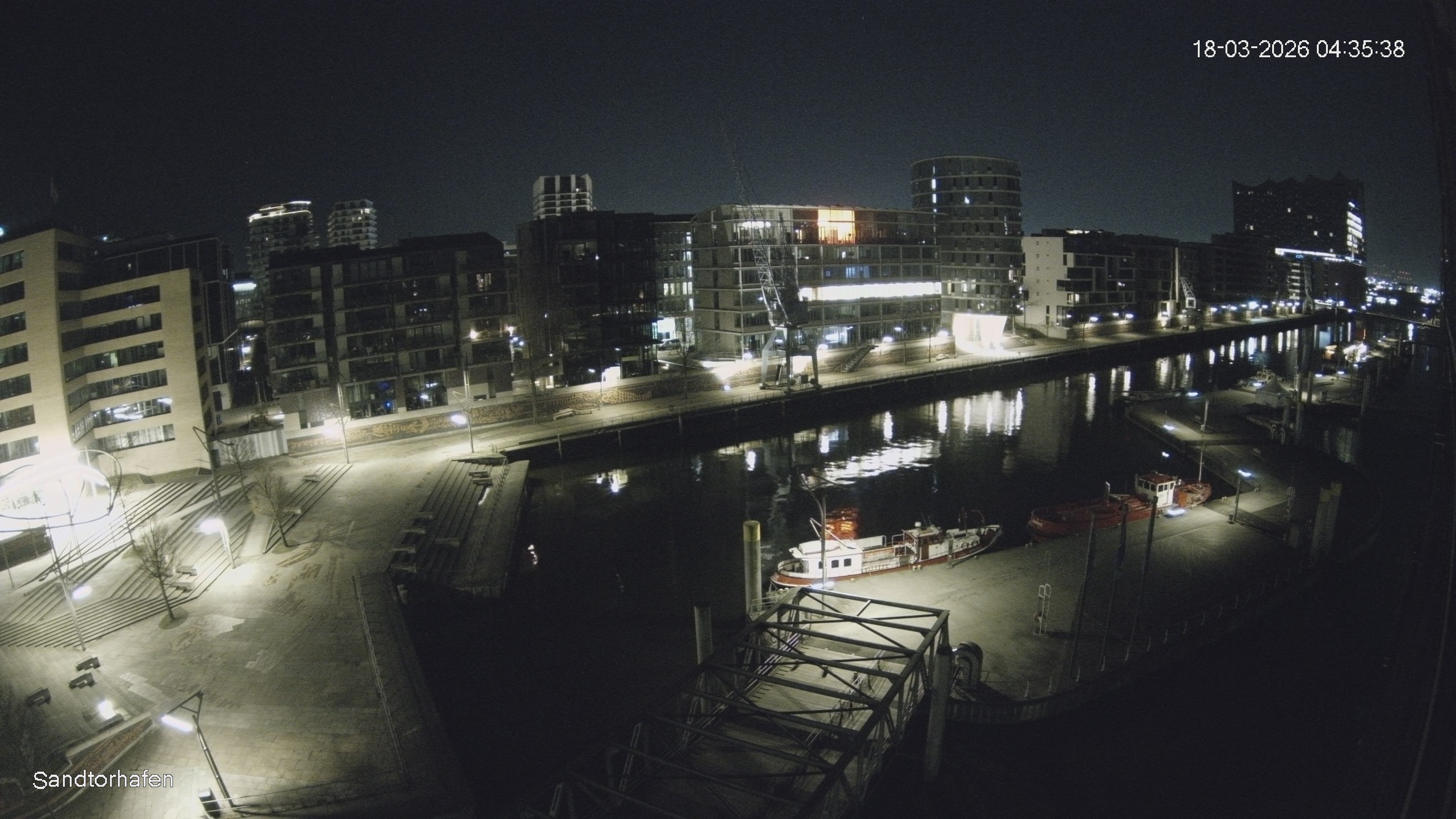 Archiv Foto Webcam Hamburg: HafenCity und Elbphilharmonie