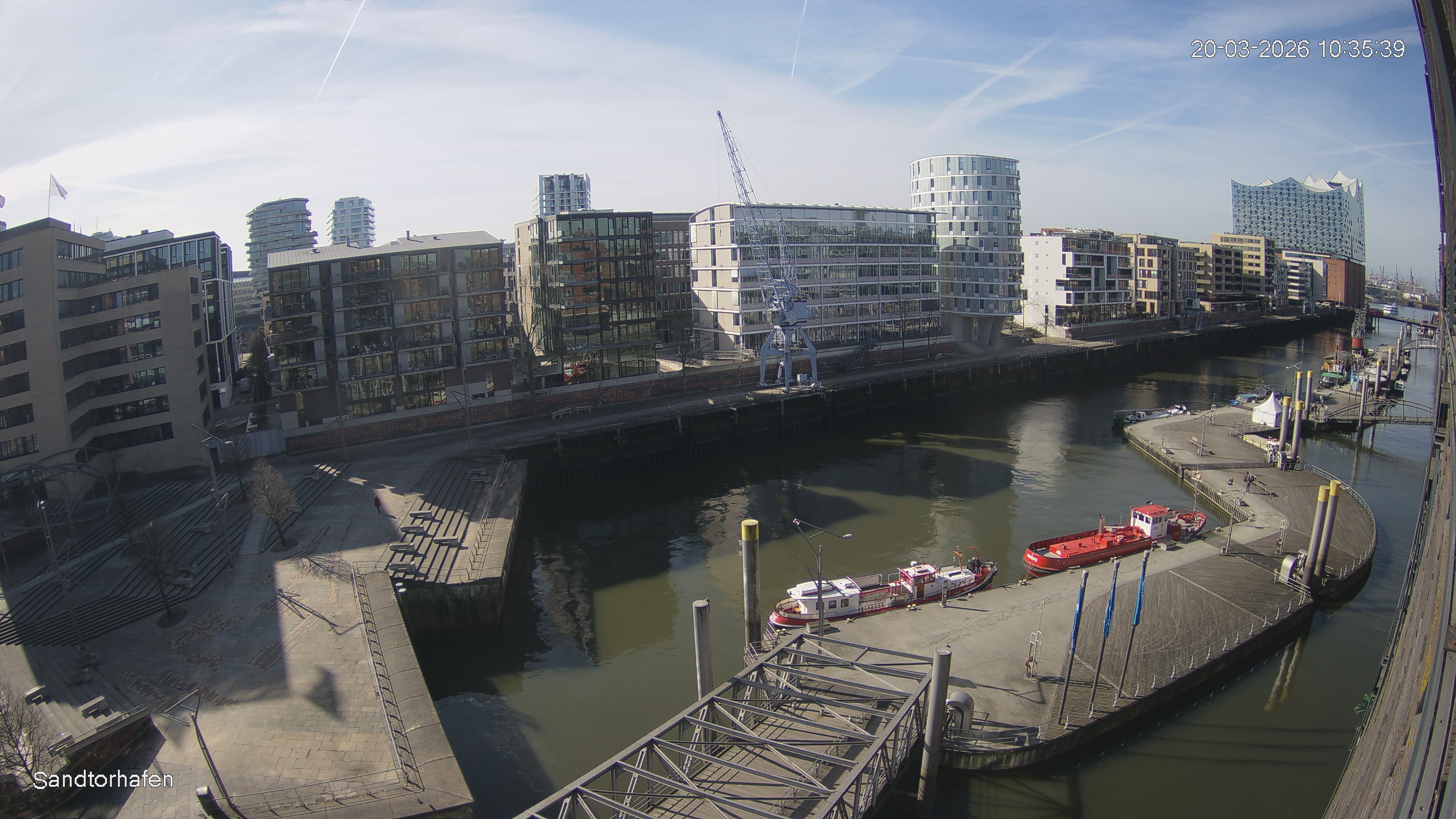 Archived image Webcam Harbour Hall Hamburg