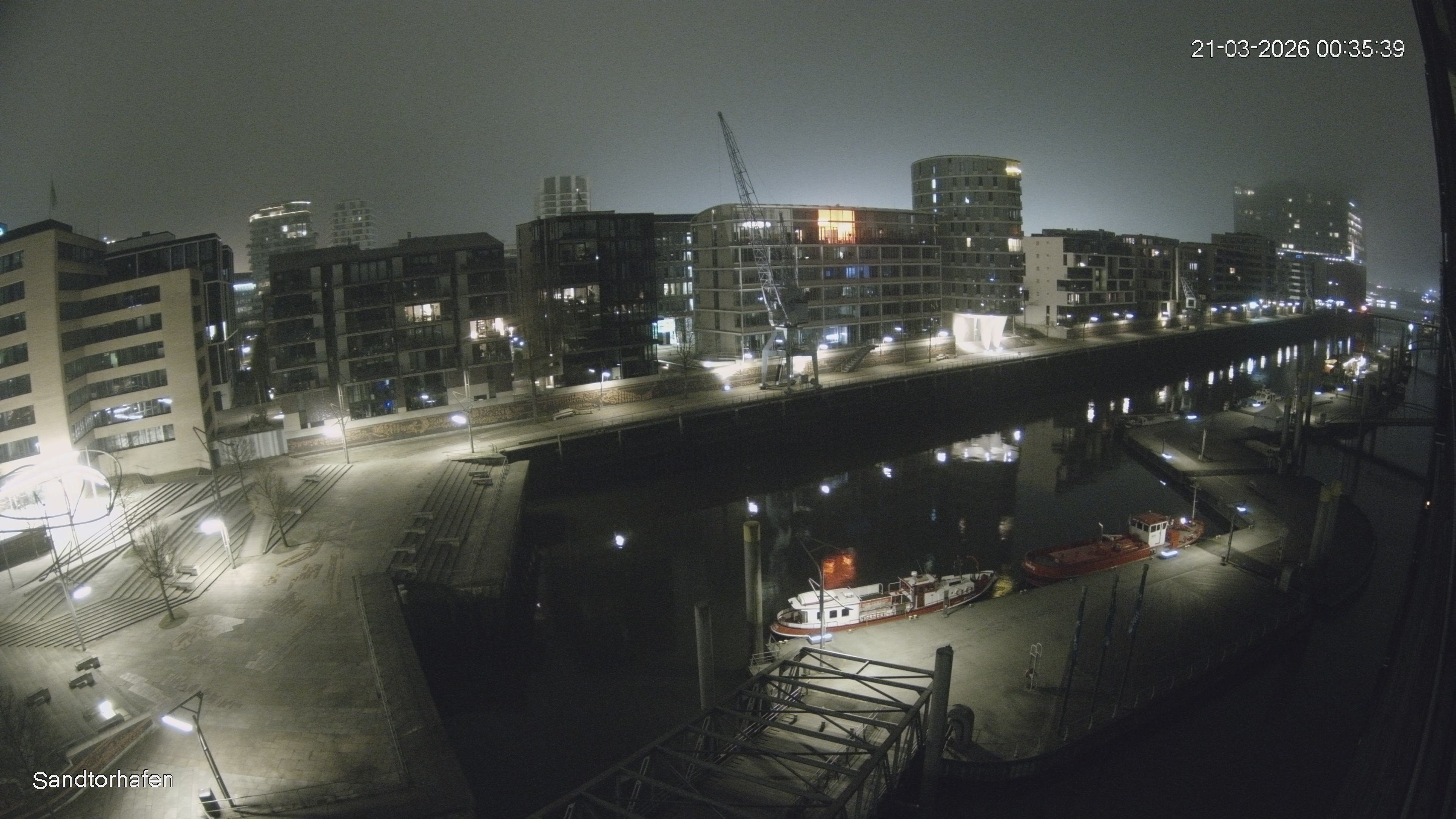 Archiv Foto Webcam Hamburg: HafenCity und Elbphilharmonie