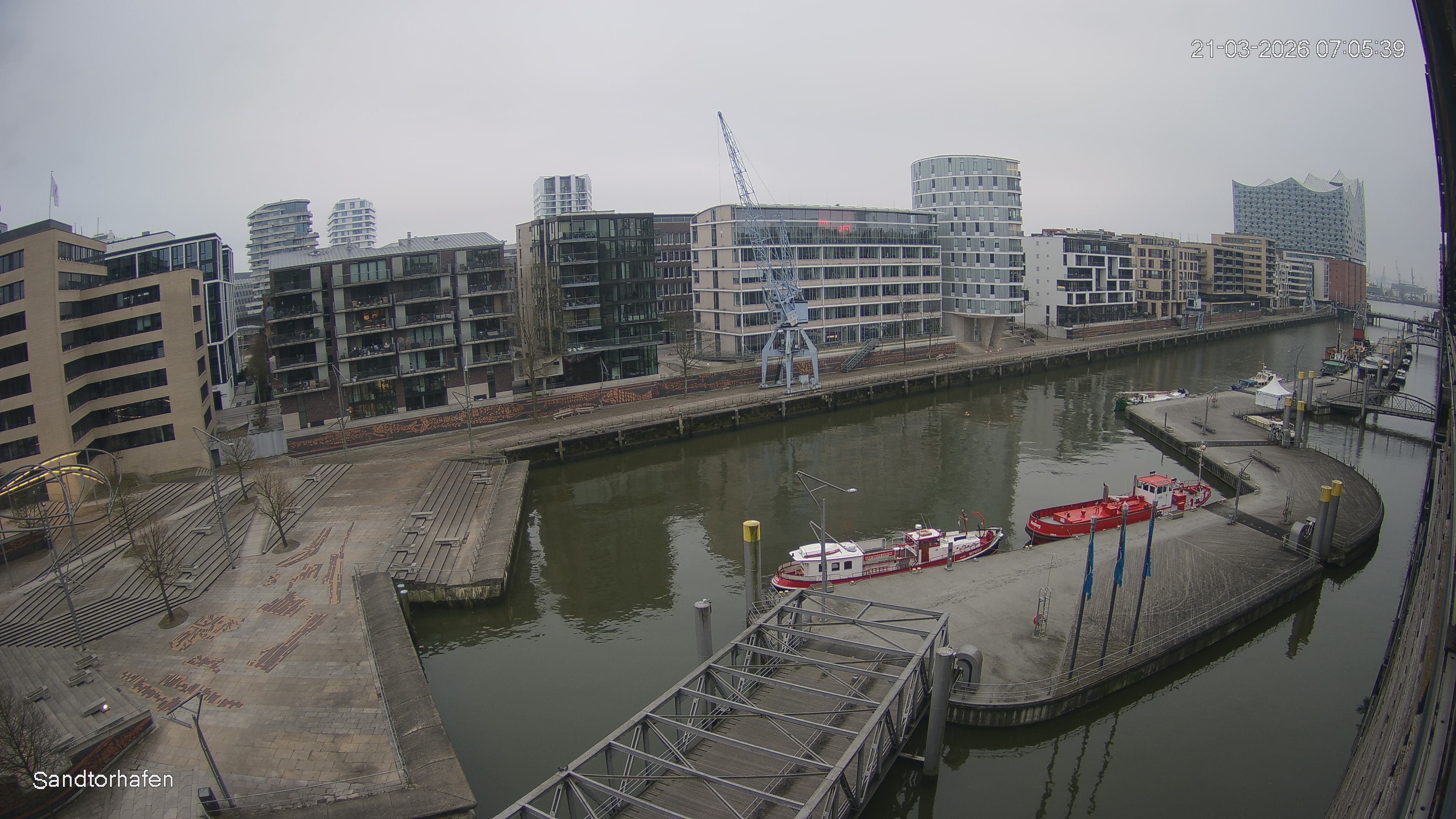 Archiv Foto Webcam Hamburg: HafenCity und Elbphilharmonie
