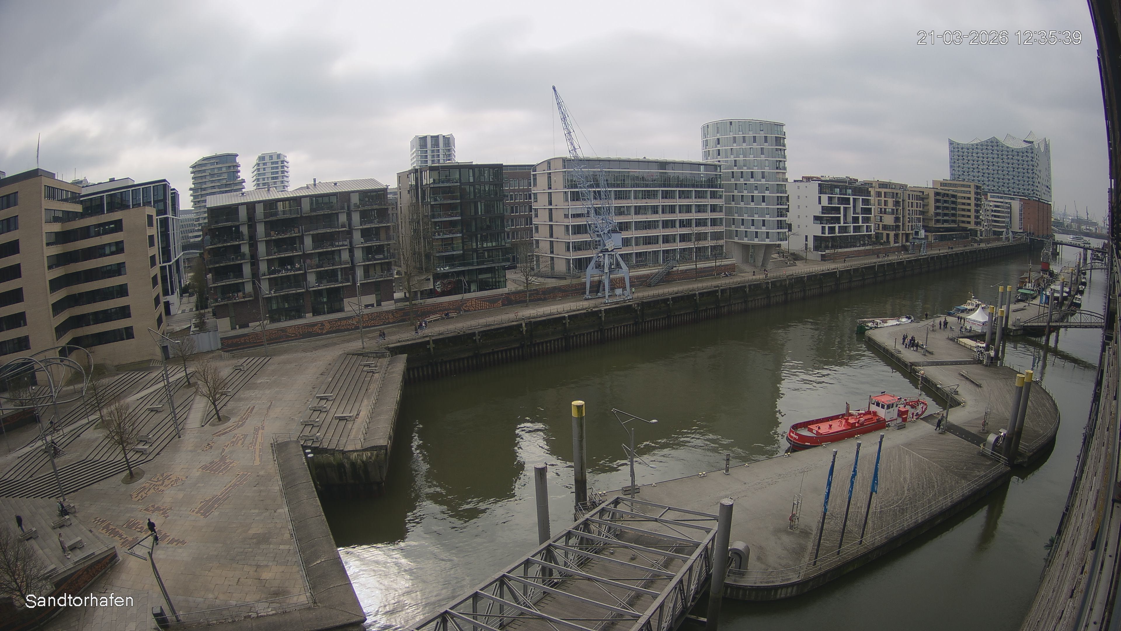 Archiv Foto Webcam Hamburg: HafenCity und Elbphilharmonie