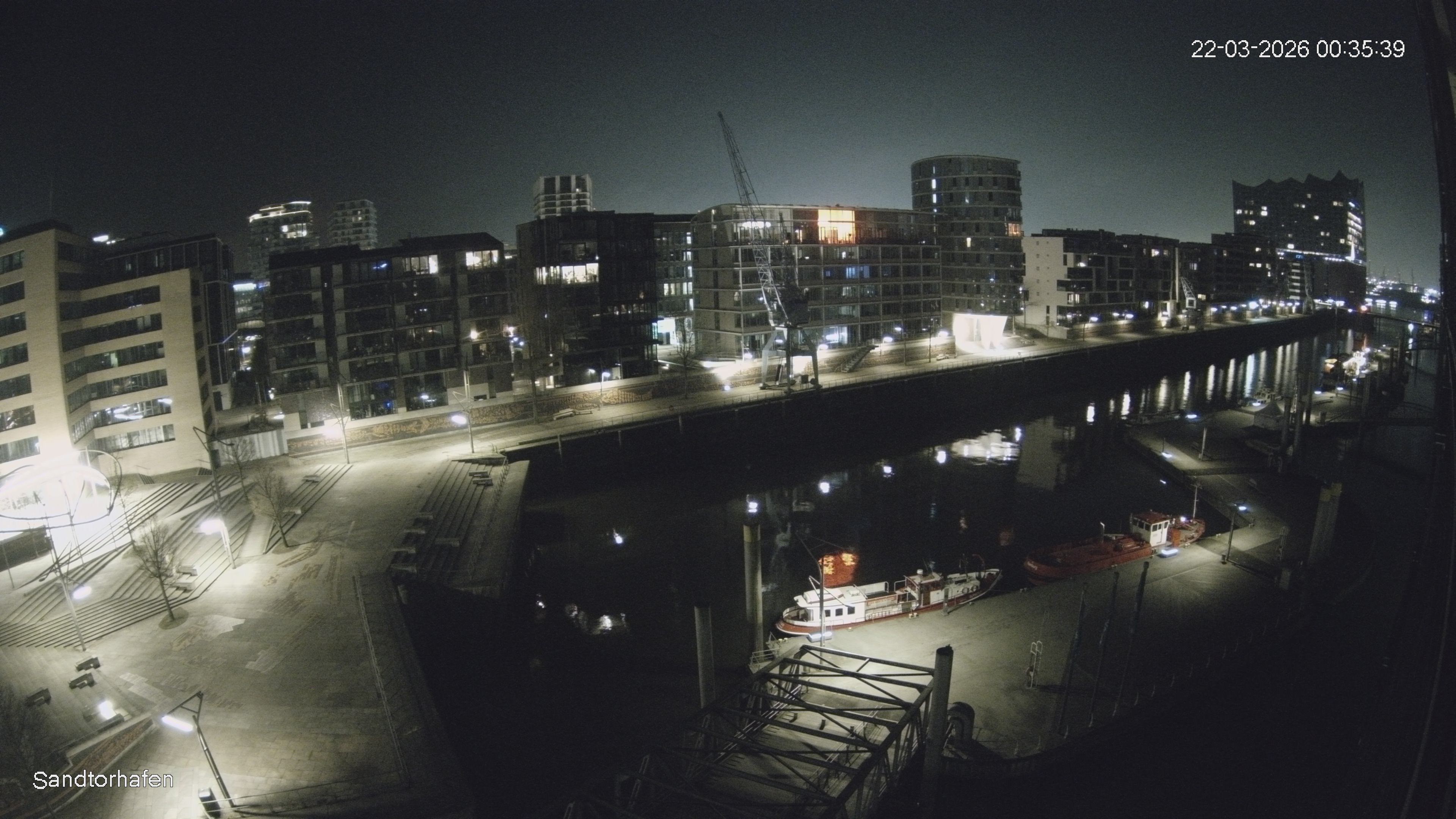 Archiv Foto Webcam Hamburg: HafenCity und Elbphilharmonie