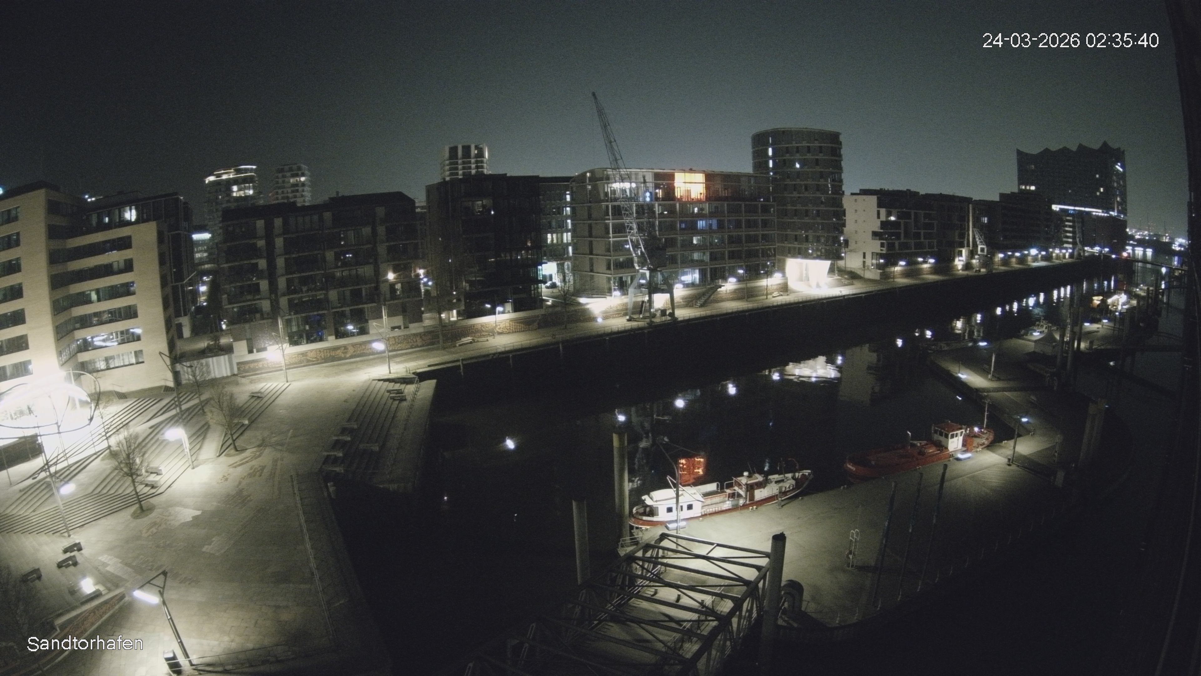 Archiv Foto Webcam Hamburg: HafenCity und Elbphilharmonie