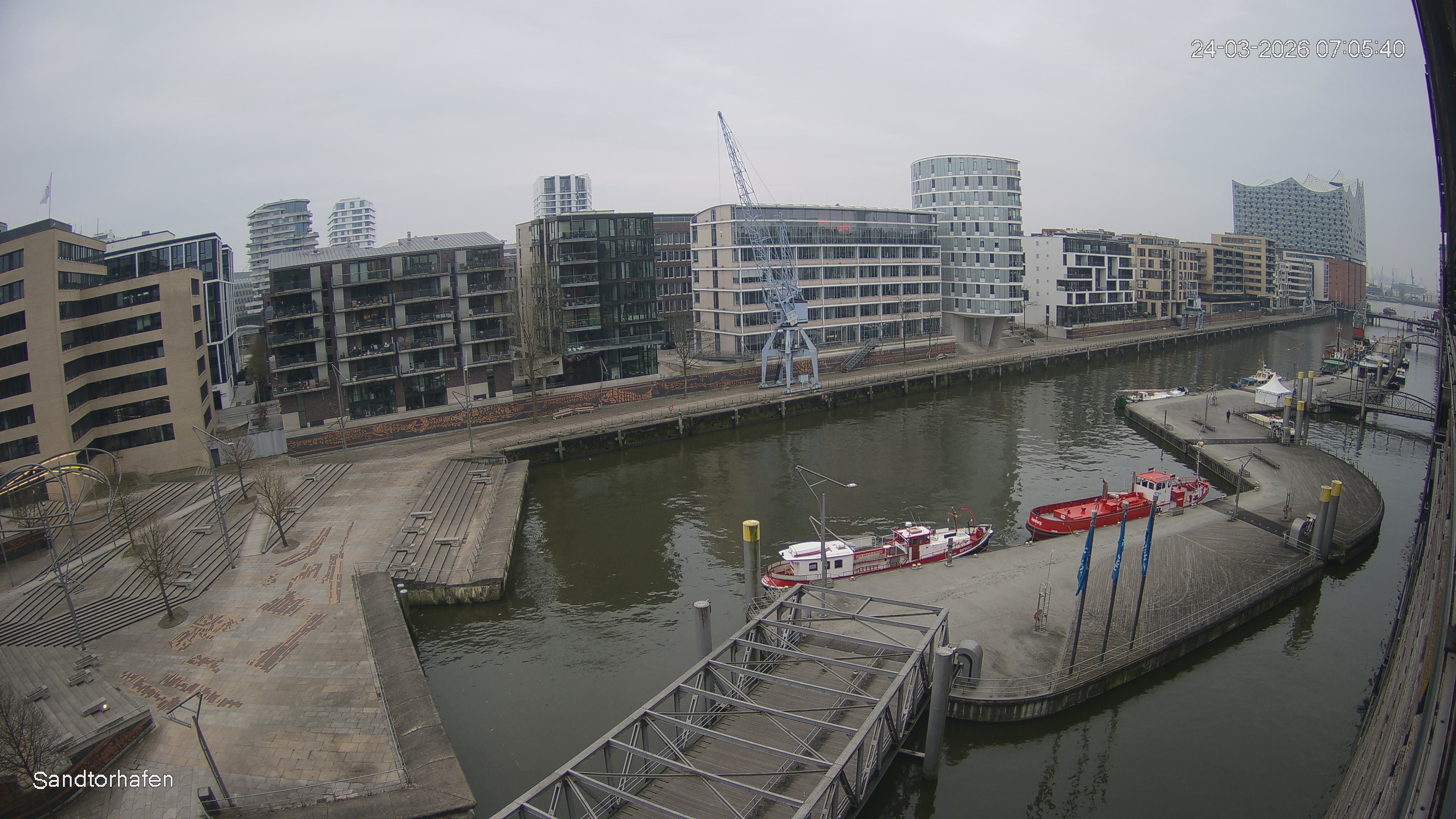 Archiv Foto Webcam Hamburg: HafenCity und Elbphilharmonie