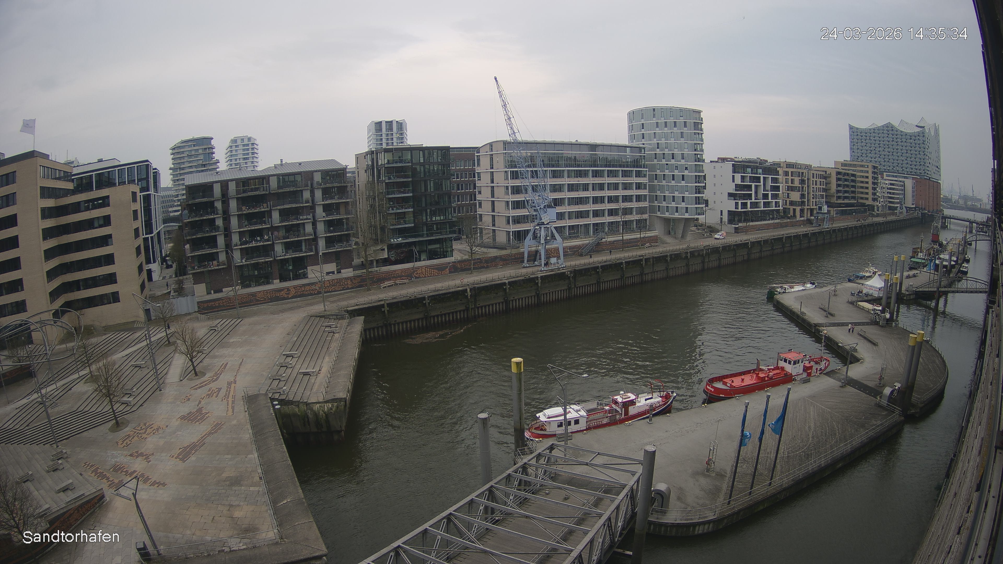 Archiv Foto Webcam Hamburg: HafenCity und Elbphilharmonie