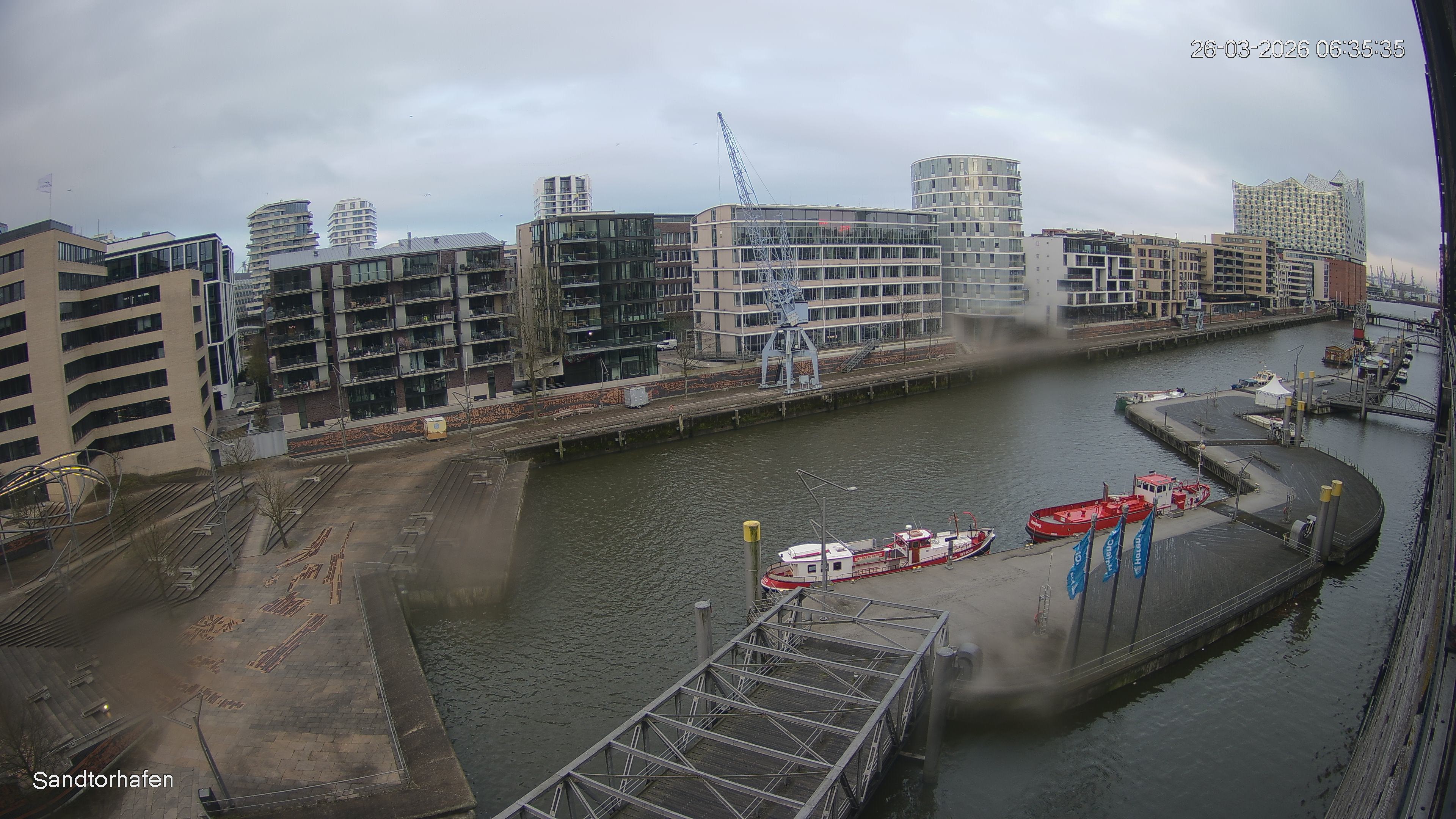 Archiv Foto Webcam Hamburg: HafenCity und Elbphilharmonie