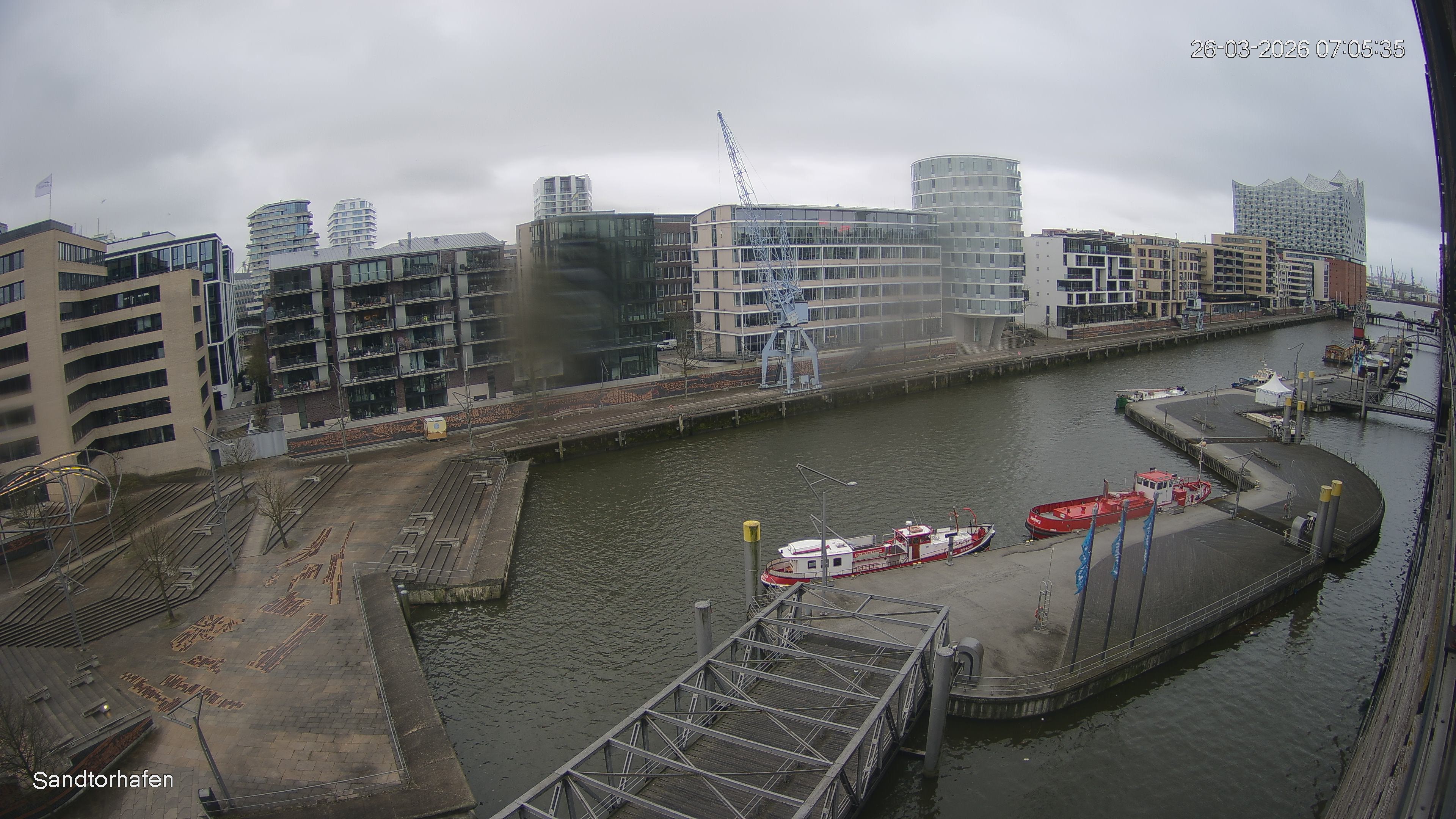 Archiv Foto Webcam Hamburg: HafenCity und Elbphilharmonie