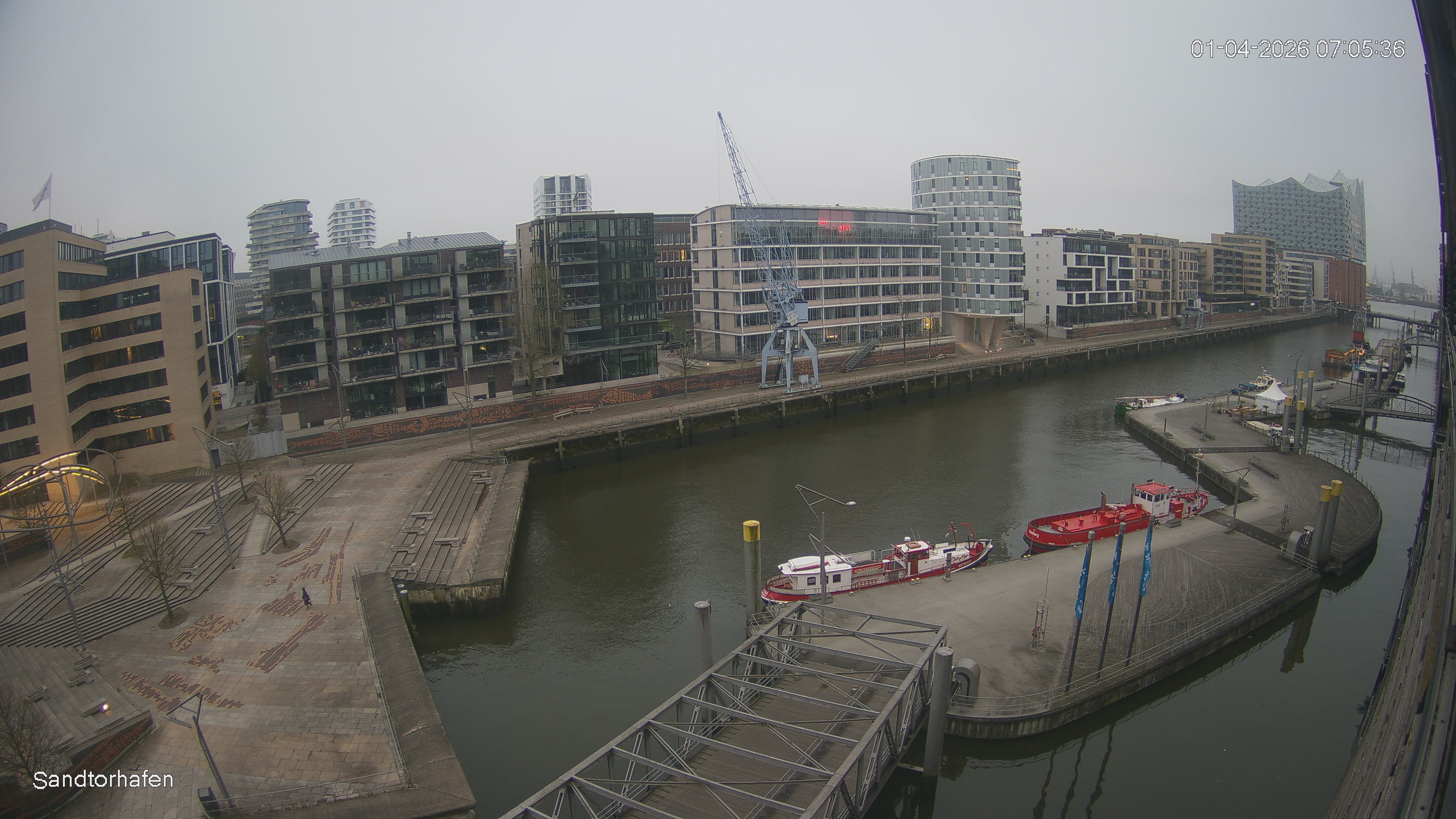 Archiv Foto Webcam Hamburg: HafenCity und Elbphilharmonie
