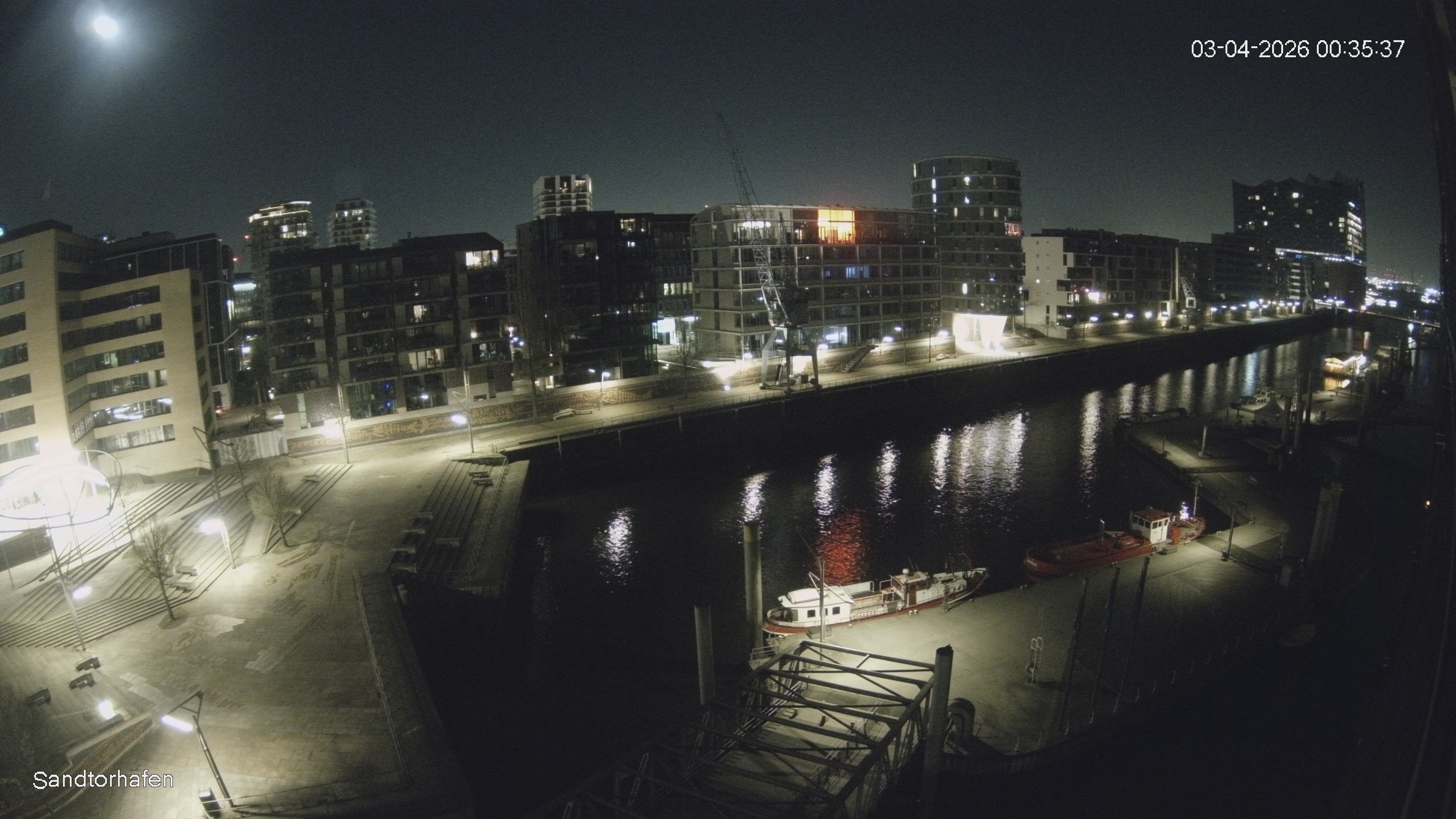 Archiv Foto Webcam Hamburg: HafenCity und Elbphilharmonie