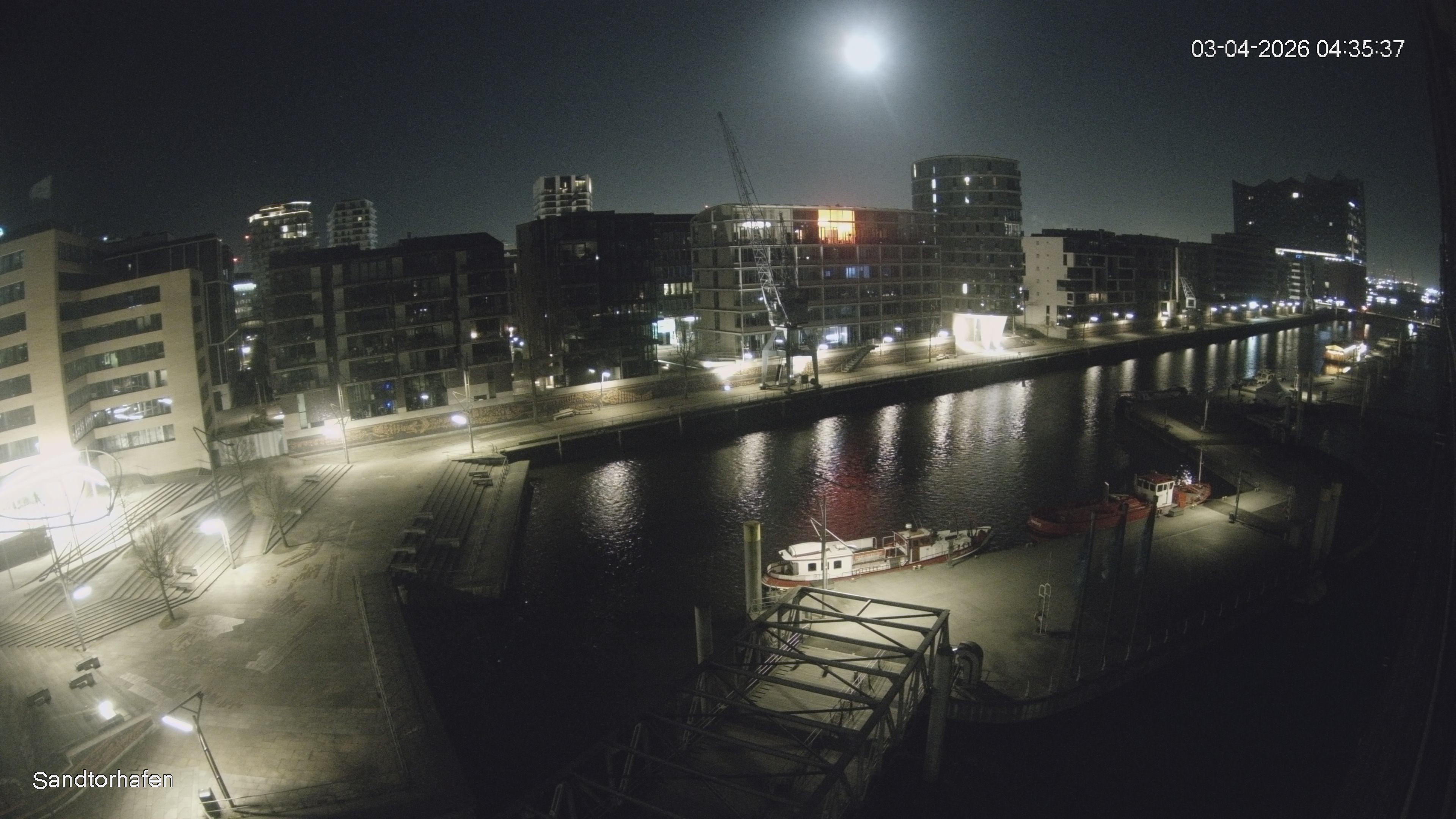Archiv Foto Webcam Hamburg: HafenCity und Elbphilharmonie