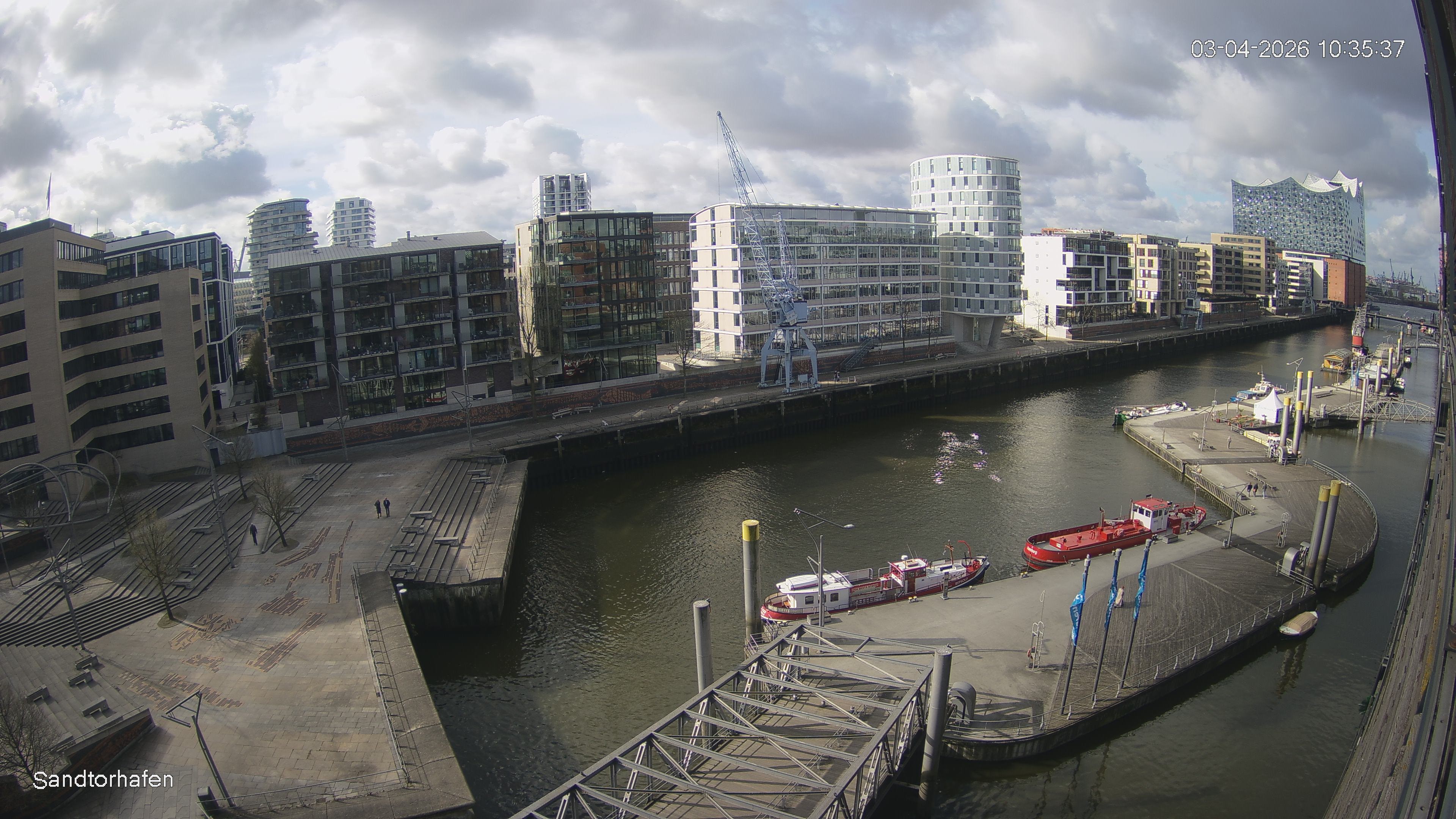Archiv Foto Webcam Hamburg: HafenCity und Elbphilharmonie