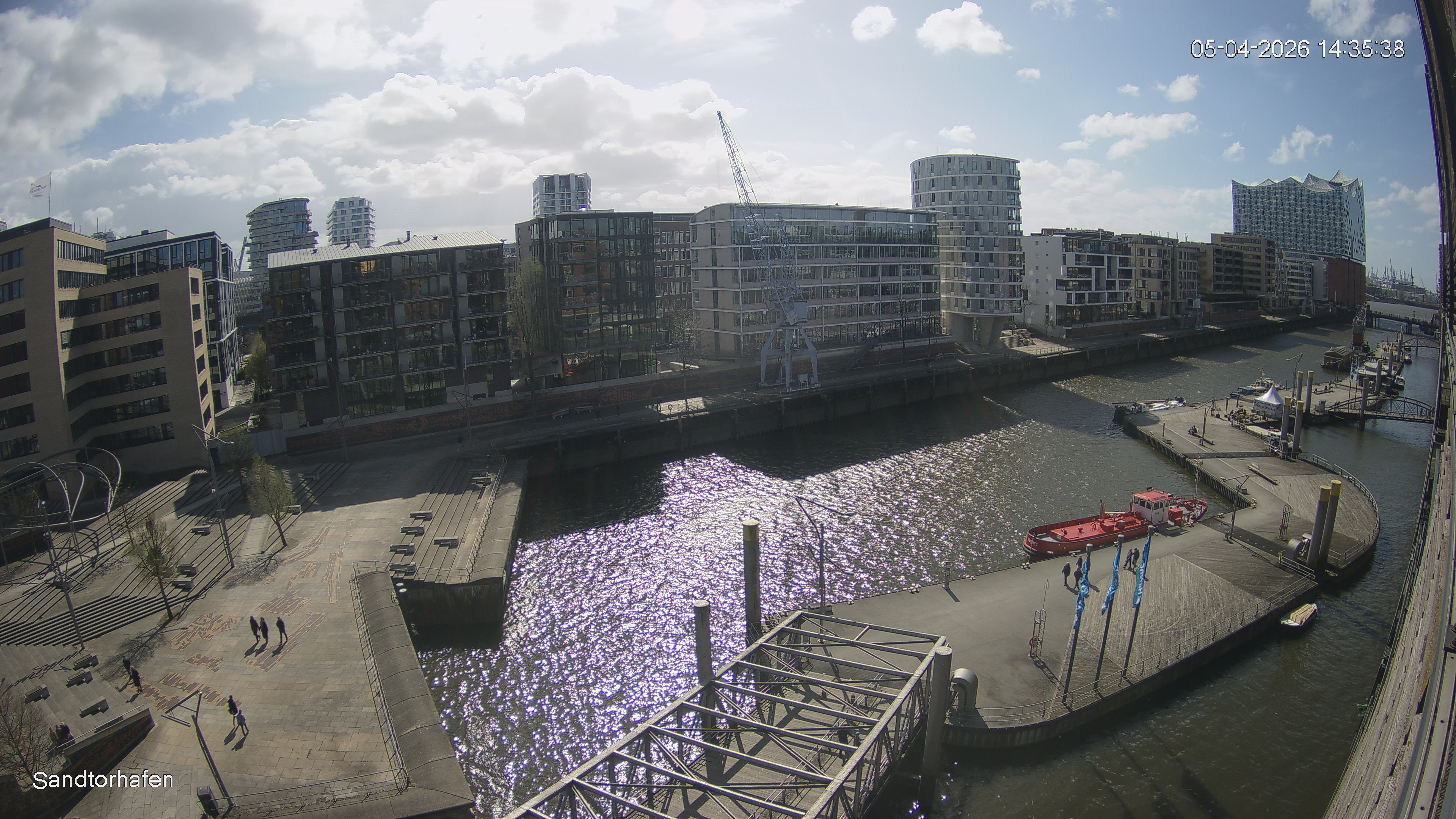 Archiv Foto Webcam Hamburg: HafenCity und Elbphilharmonie