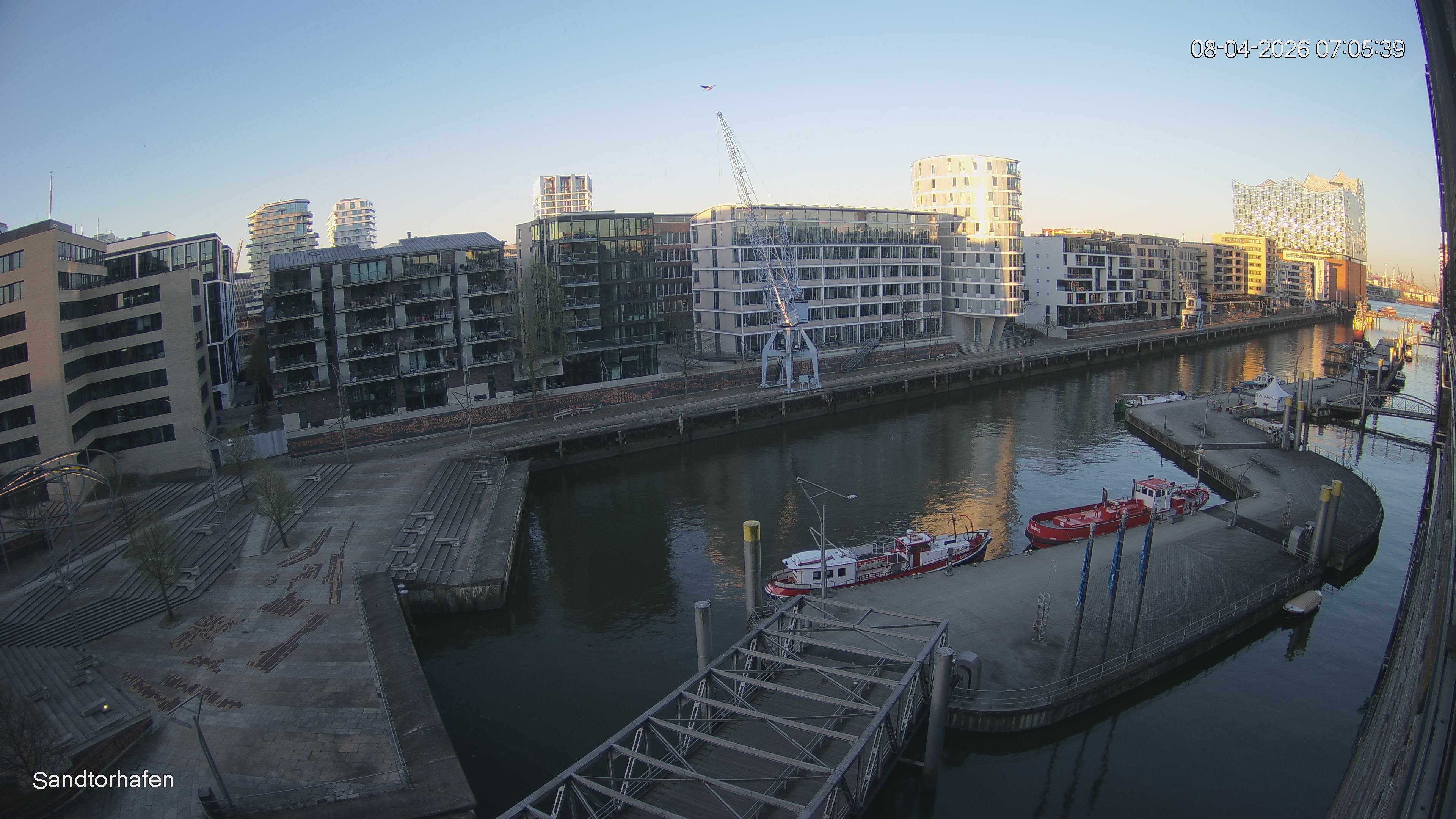 Archiv Foto Webcam Hamburg: HafenCity und Elbphilharmonie