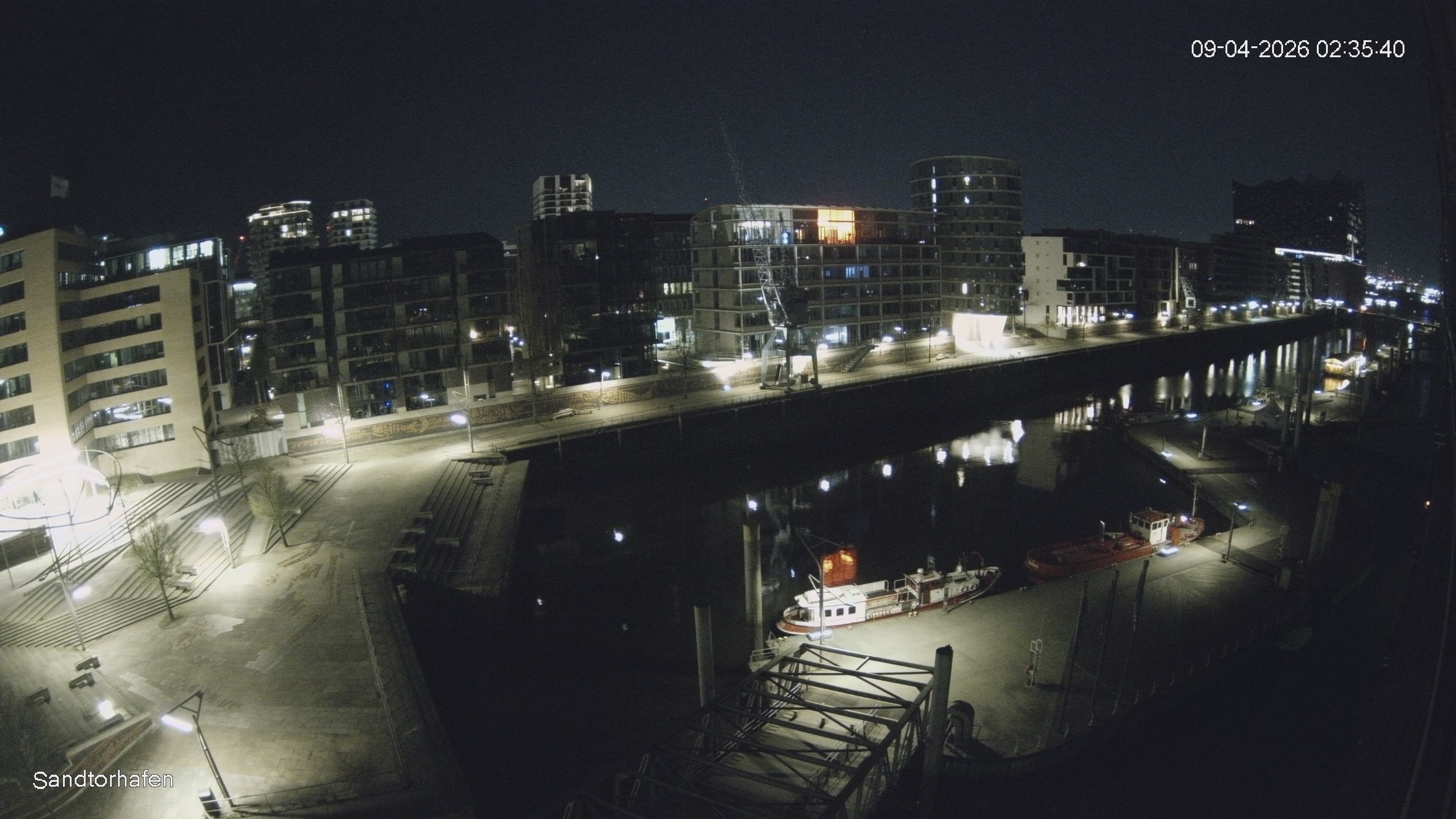 Archiv Foto Webcam Hamburg: HafenCity und Elbphilharmonie