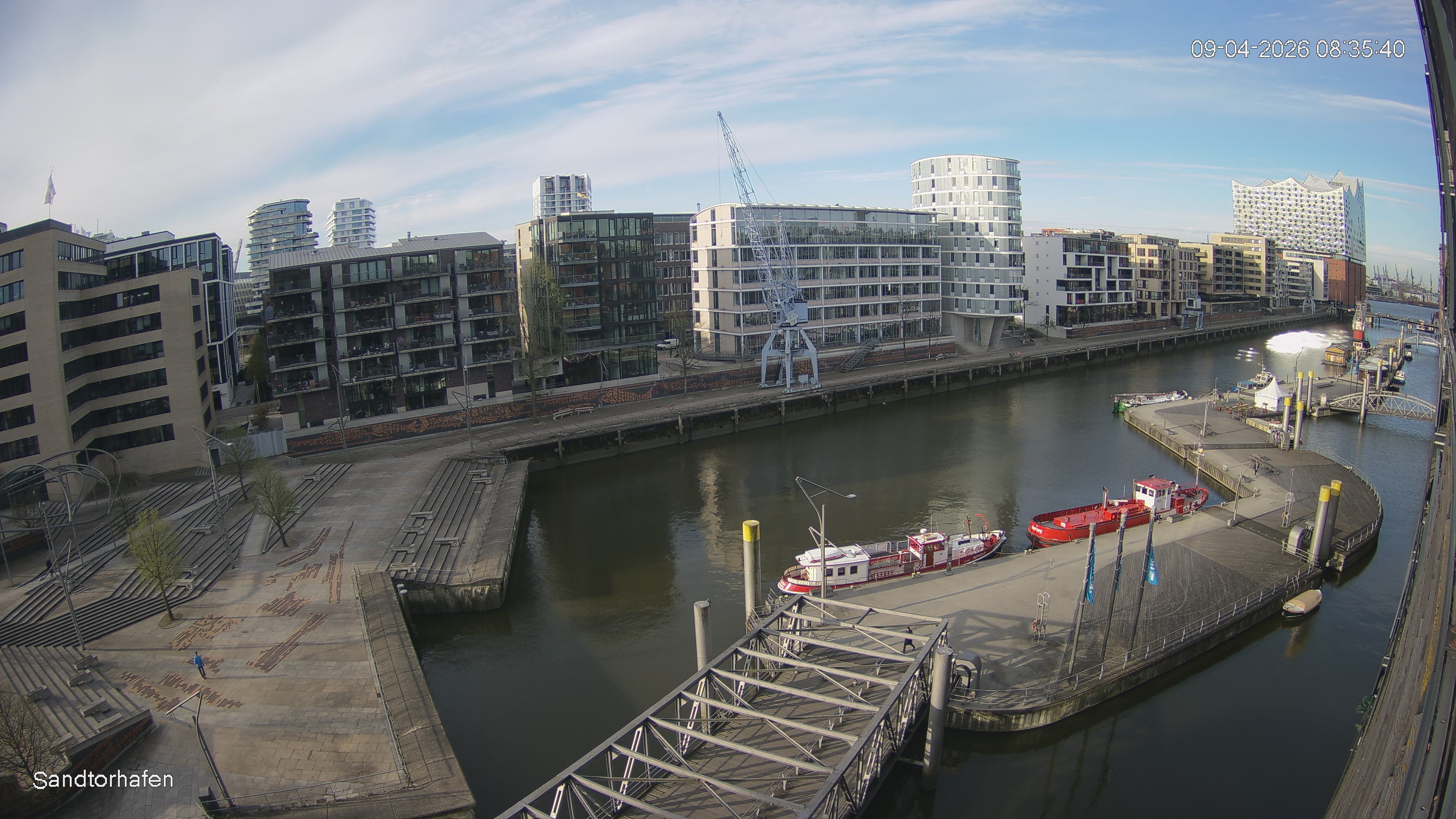 Archived image Webcam Harbour Hall Hamburg