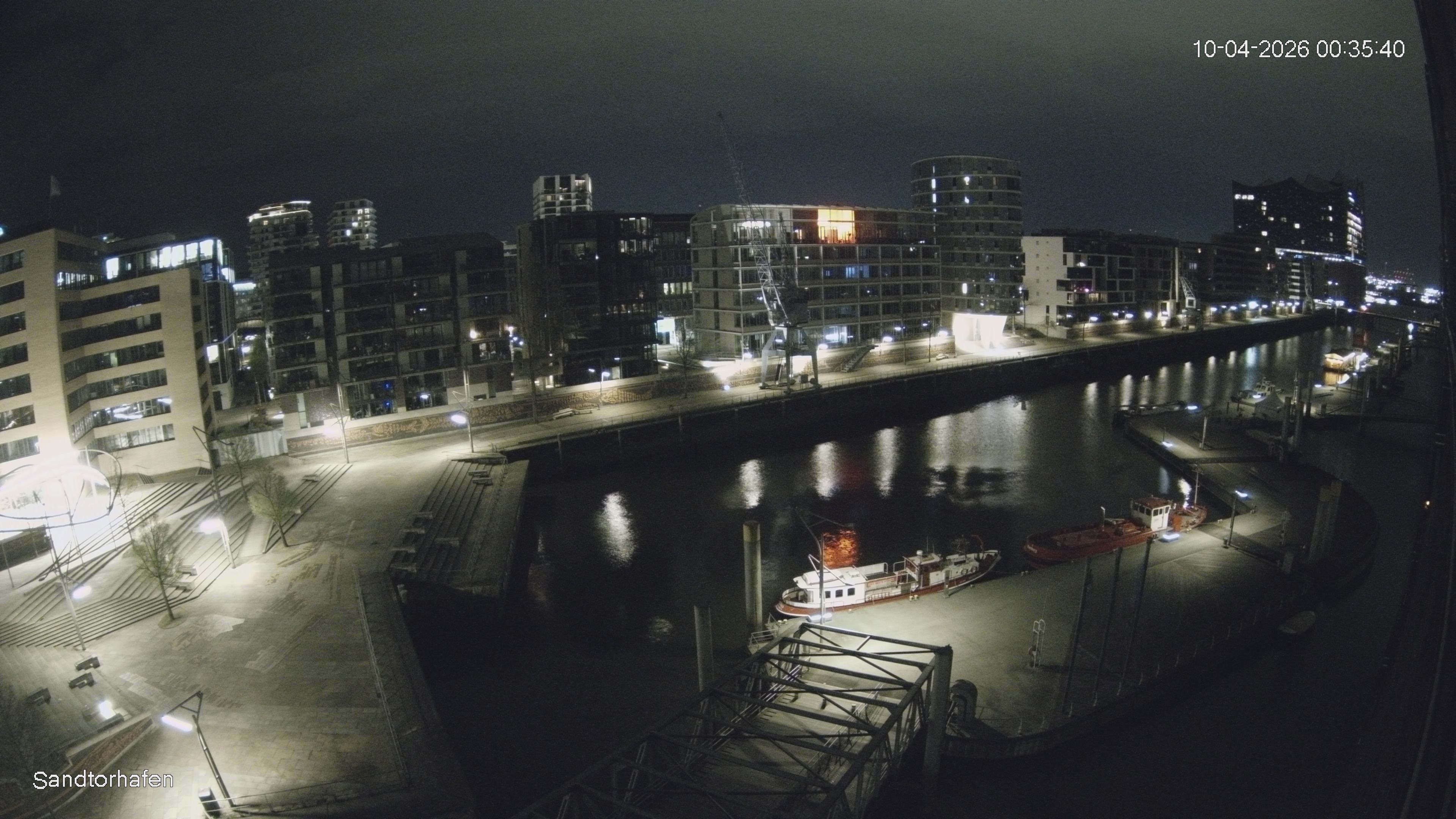 Archived image Webcam Harbour Hall Hamburg