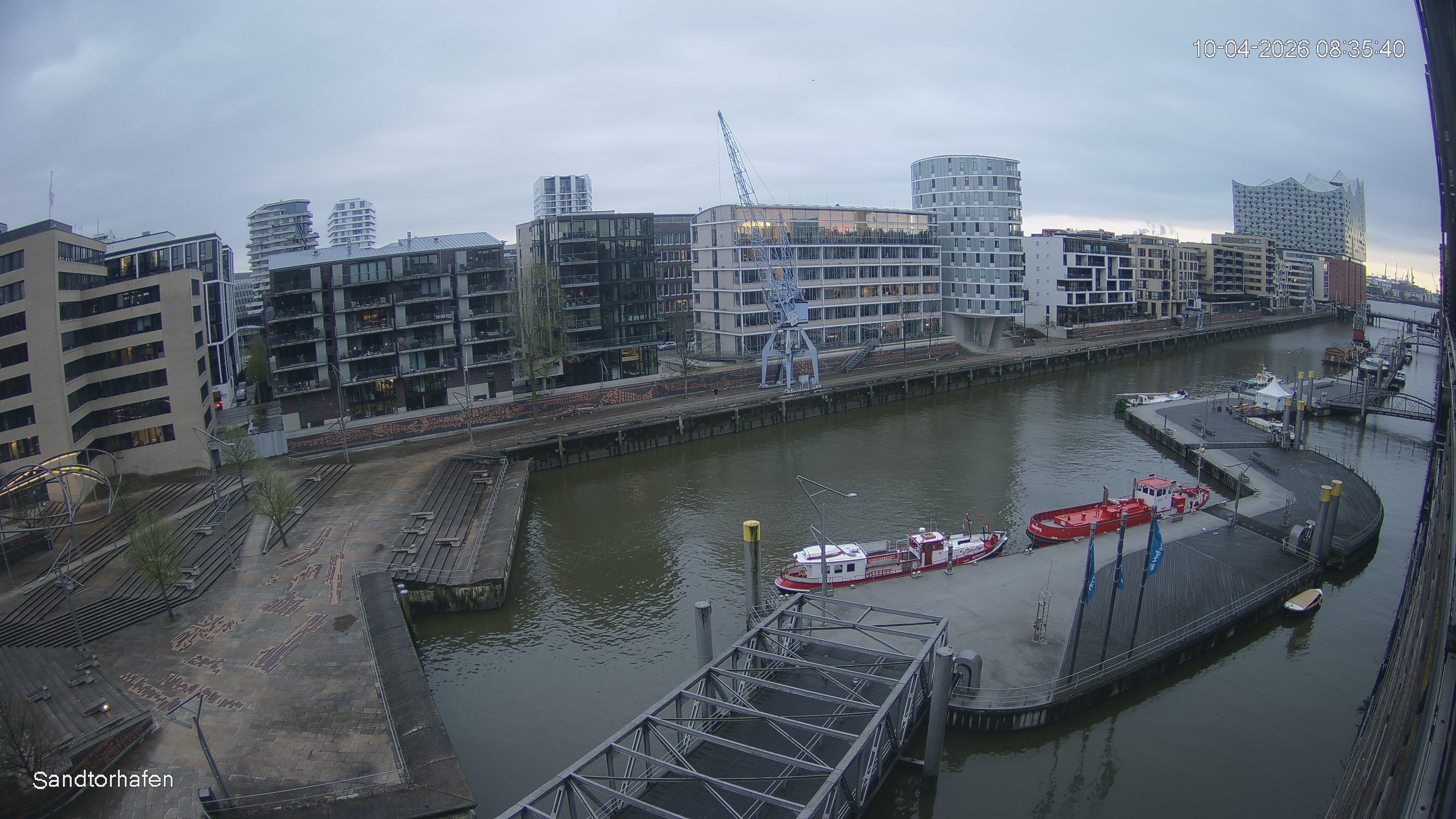 Archived image Webcam Harbour Hall Hamburg