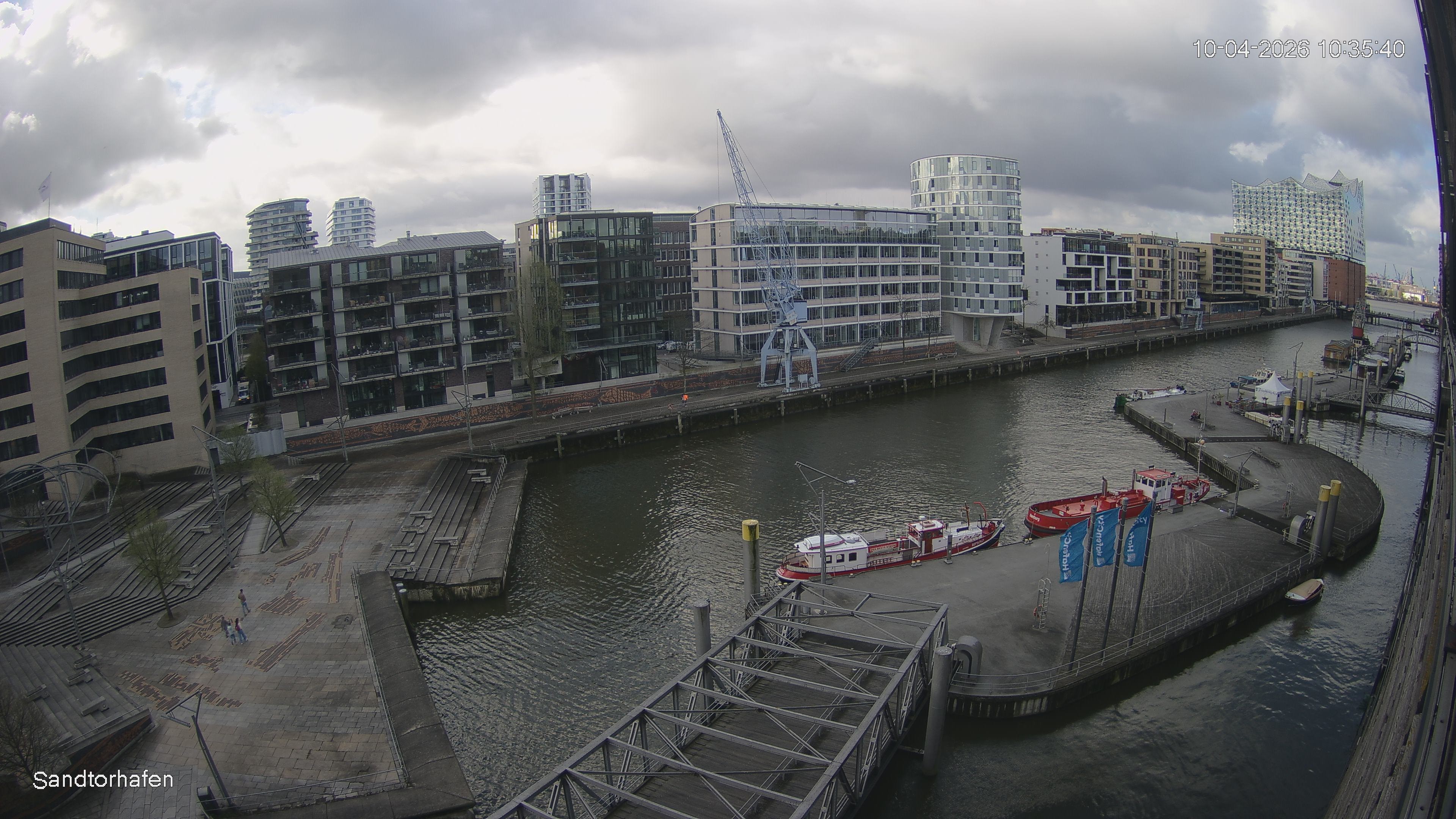 Archiv Foto Webcam Hamburg: HafenCity und Elbphilharmonie