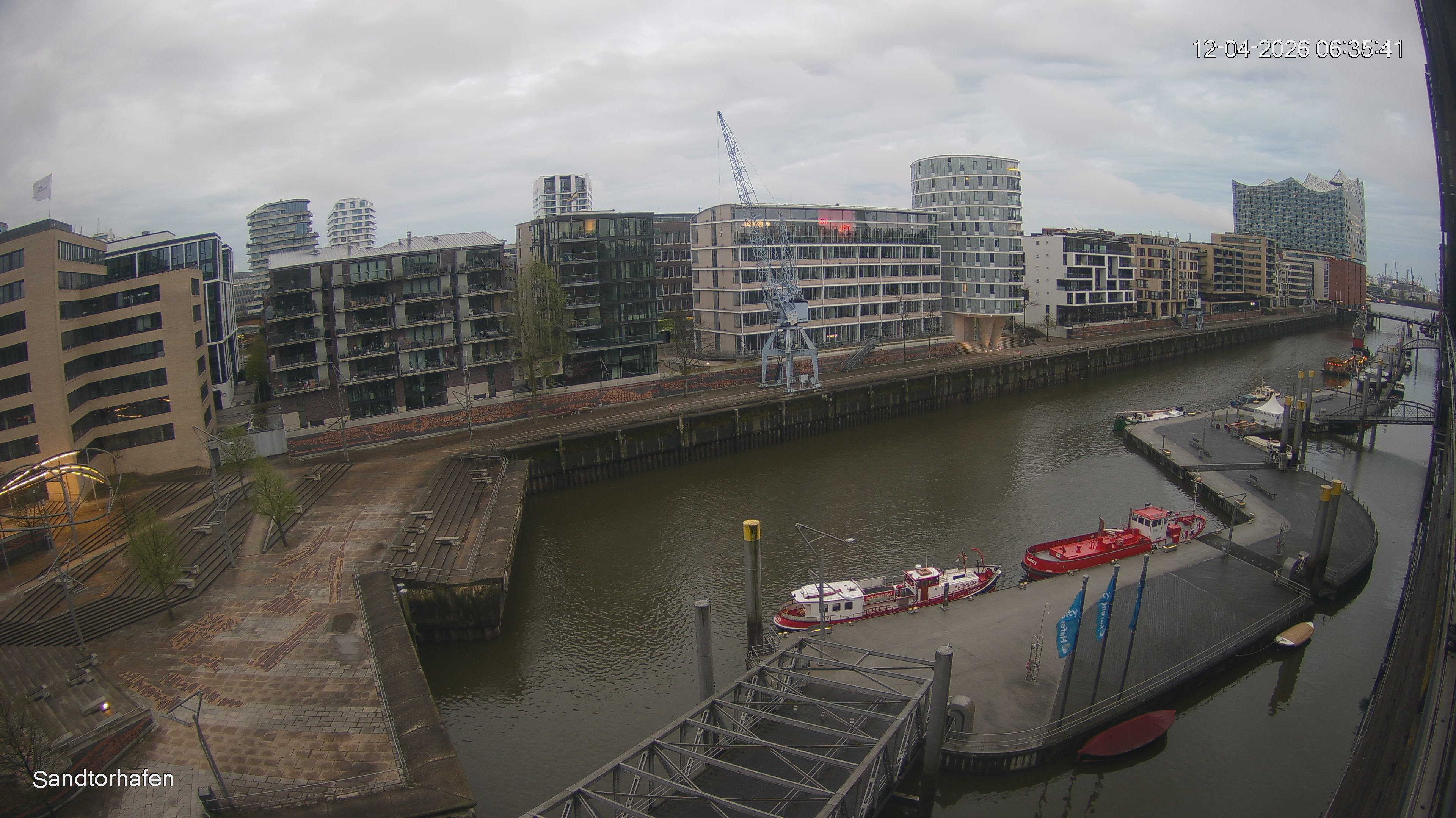Archiv Foto Webcam Hamburg: HafenCity und Elbphilharmonie