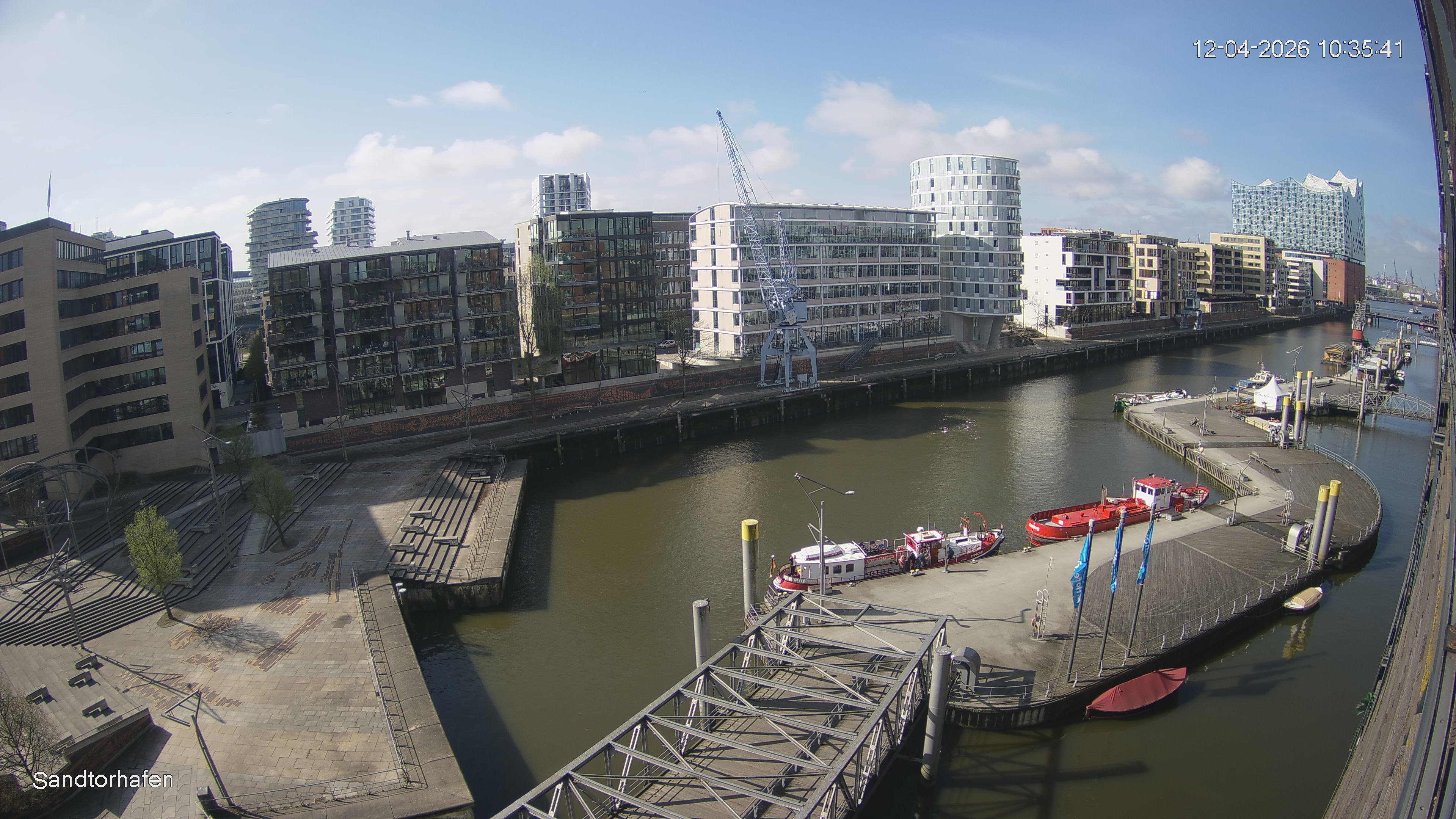Archiv Foto Webcam Hamburg: HafenCity und Elbphilharmonie