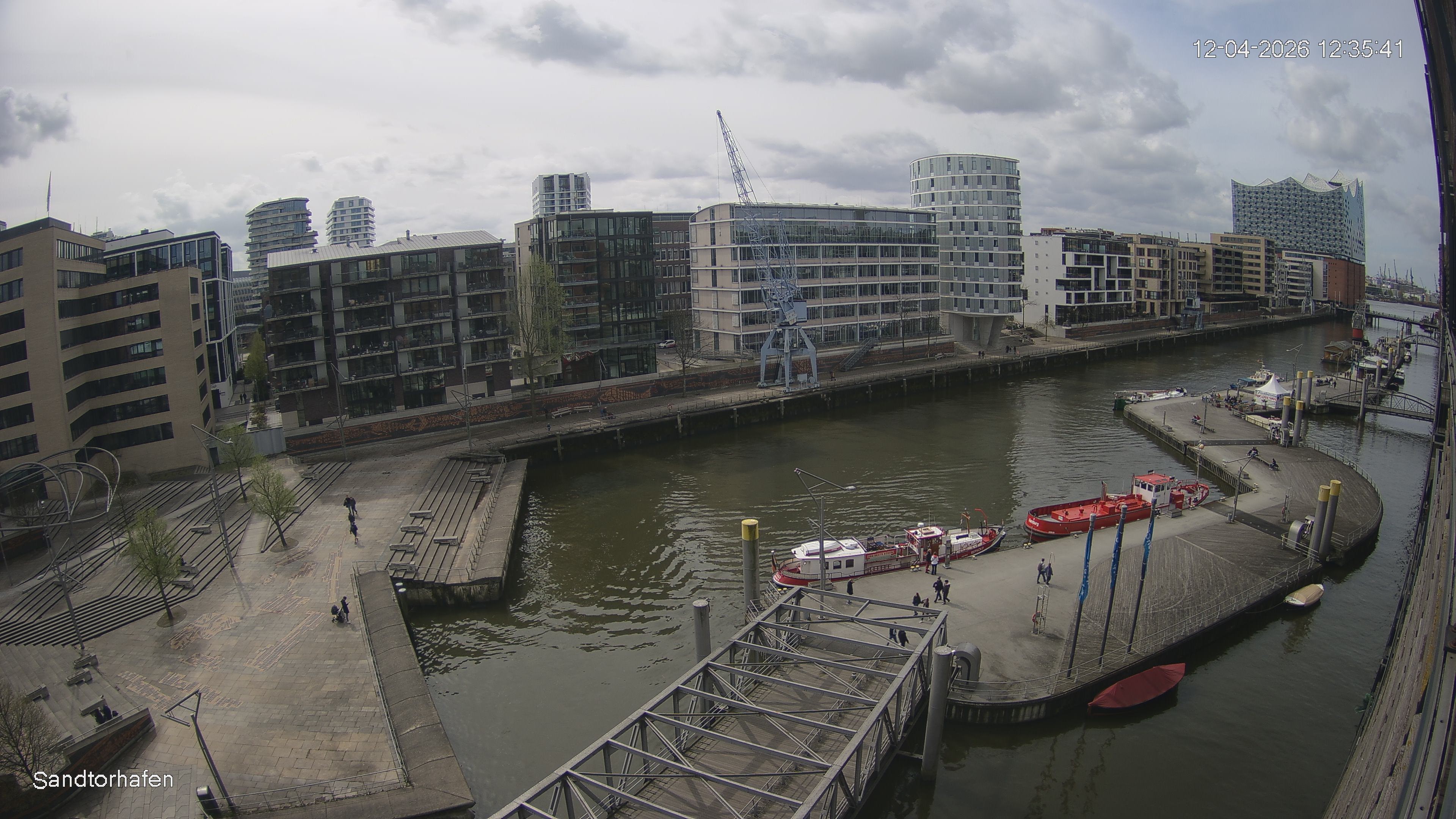 Archiv Foto Webcam Hamburg: HafenCity und Elbphilharmonie