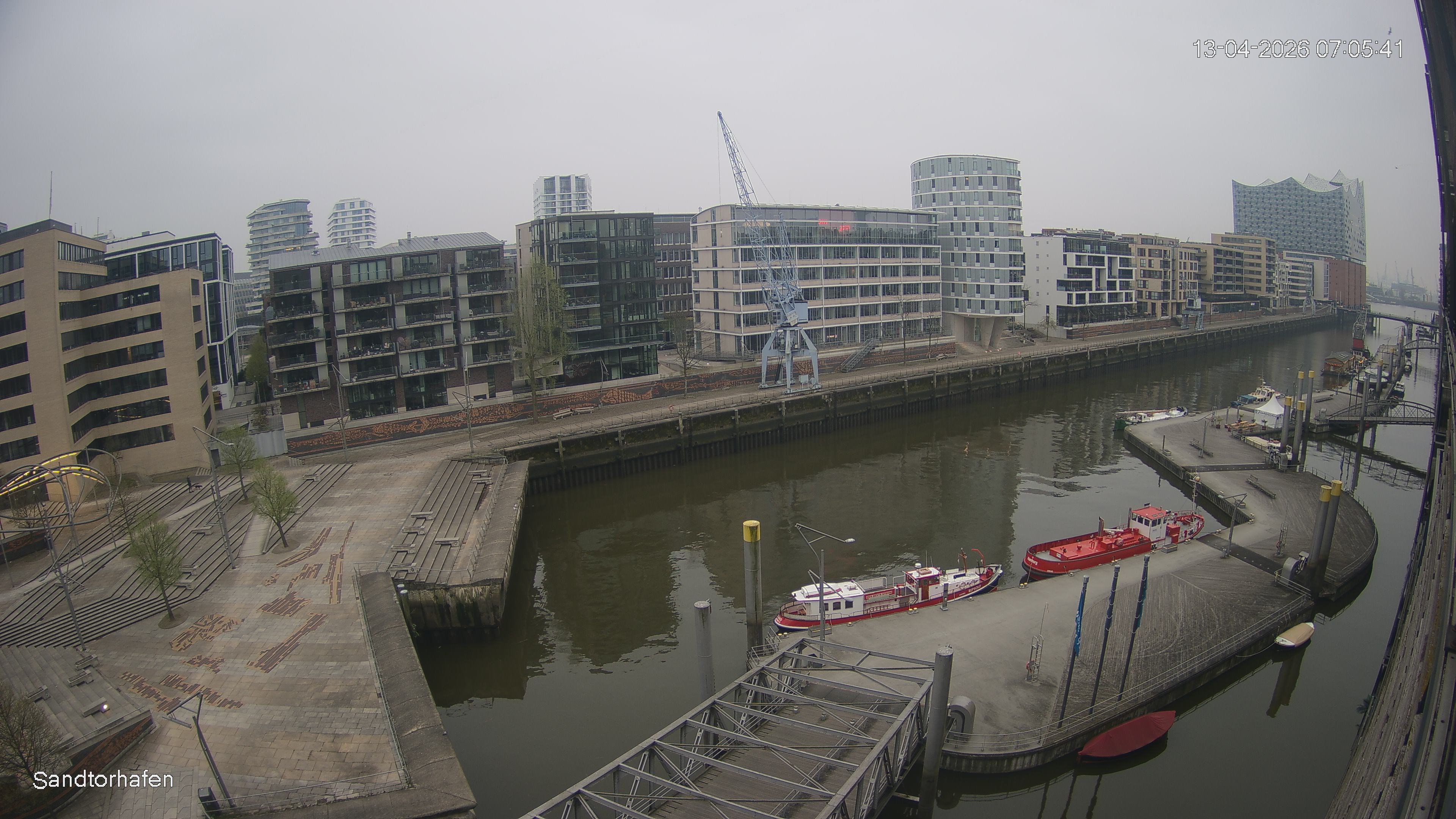 Archiv Foto Webcam Hamburg: HafenCity und Elbphilharmonie