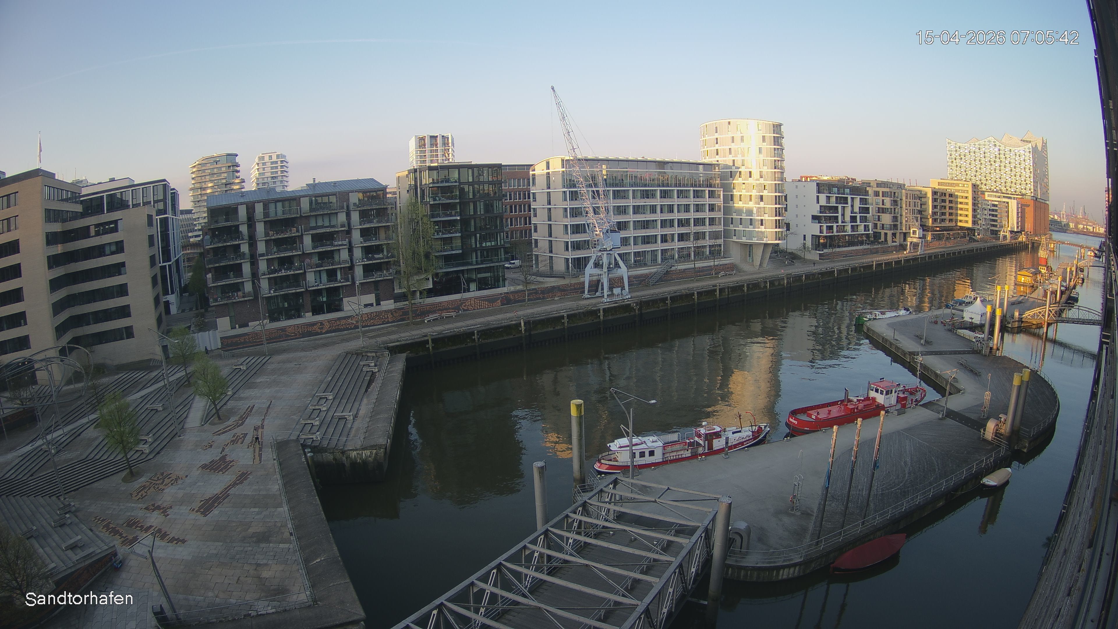 Archived image Webcam Harbour Hall Hamburg